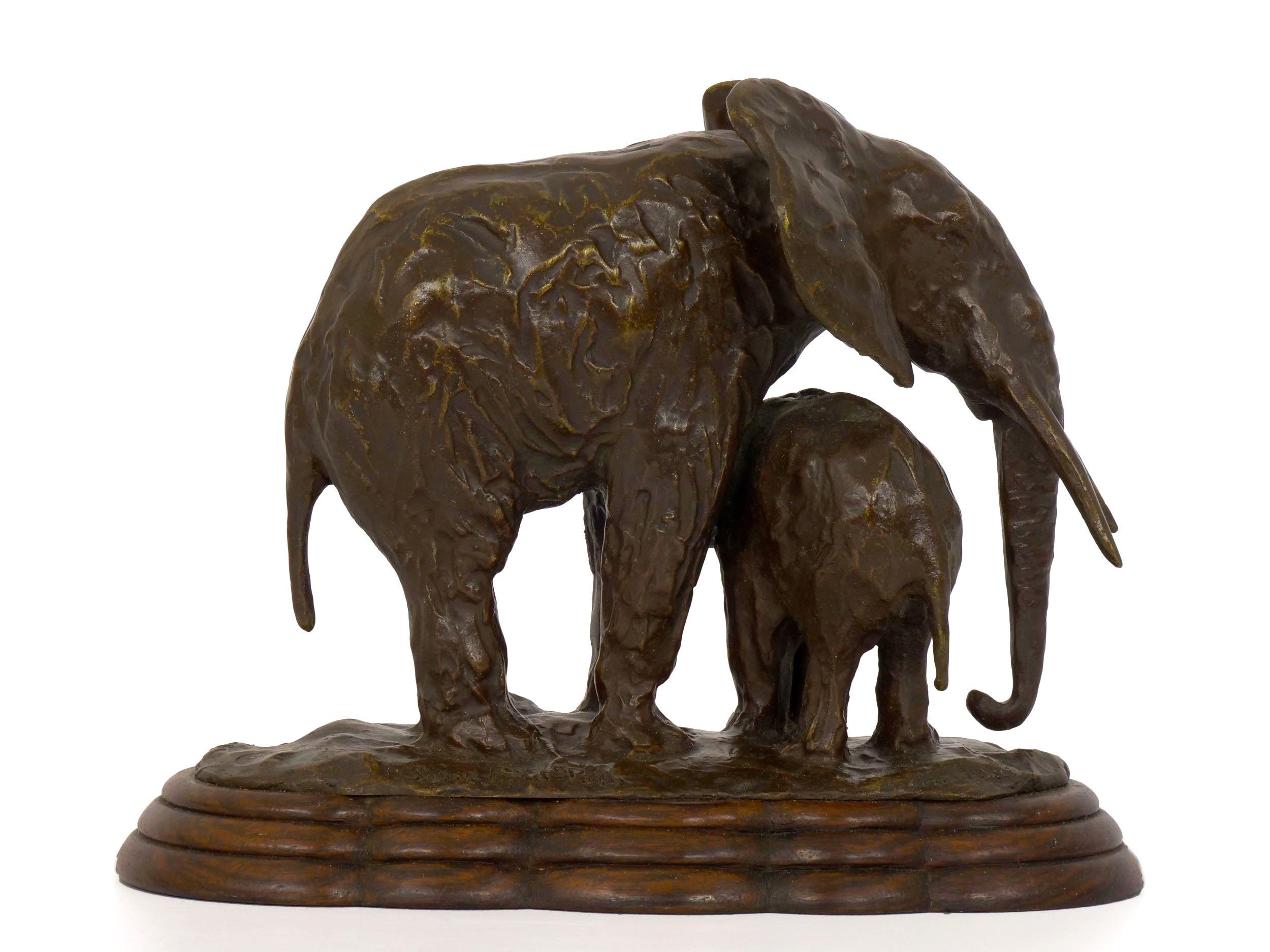 “Elephant with its Young” French Modernism Bronze Sculpture by Ary Bitter 5