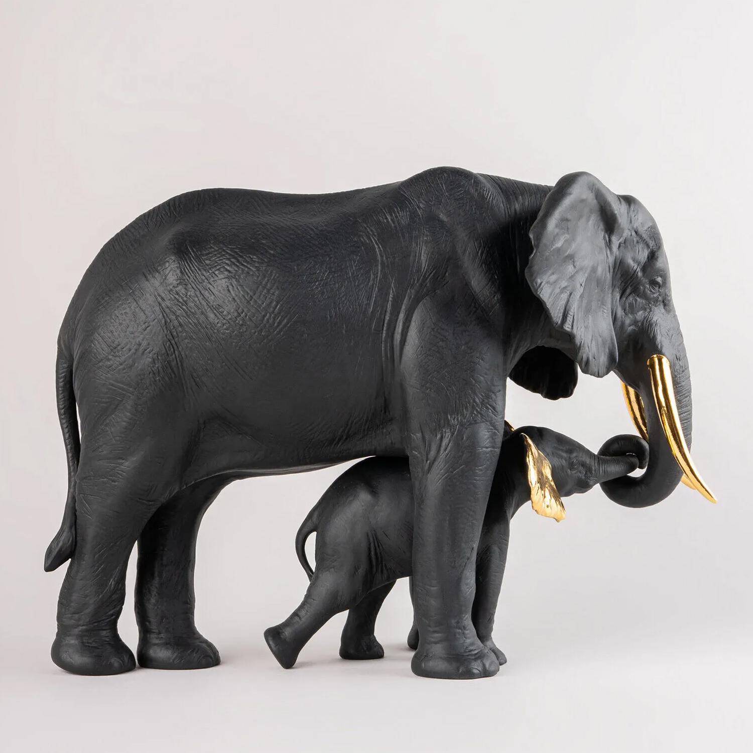 Spanish Elephants Black Sculpture For Sale