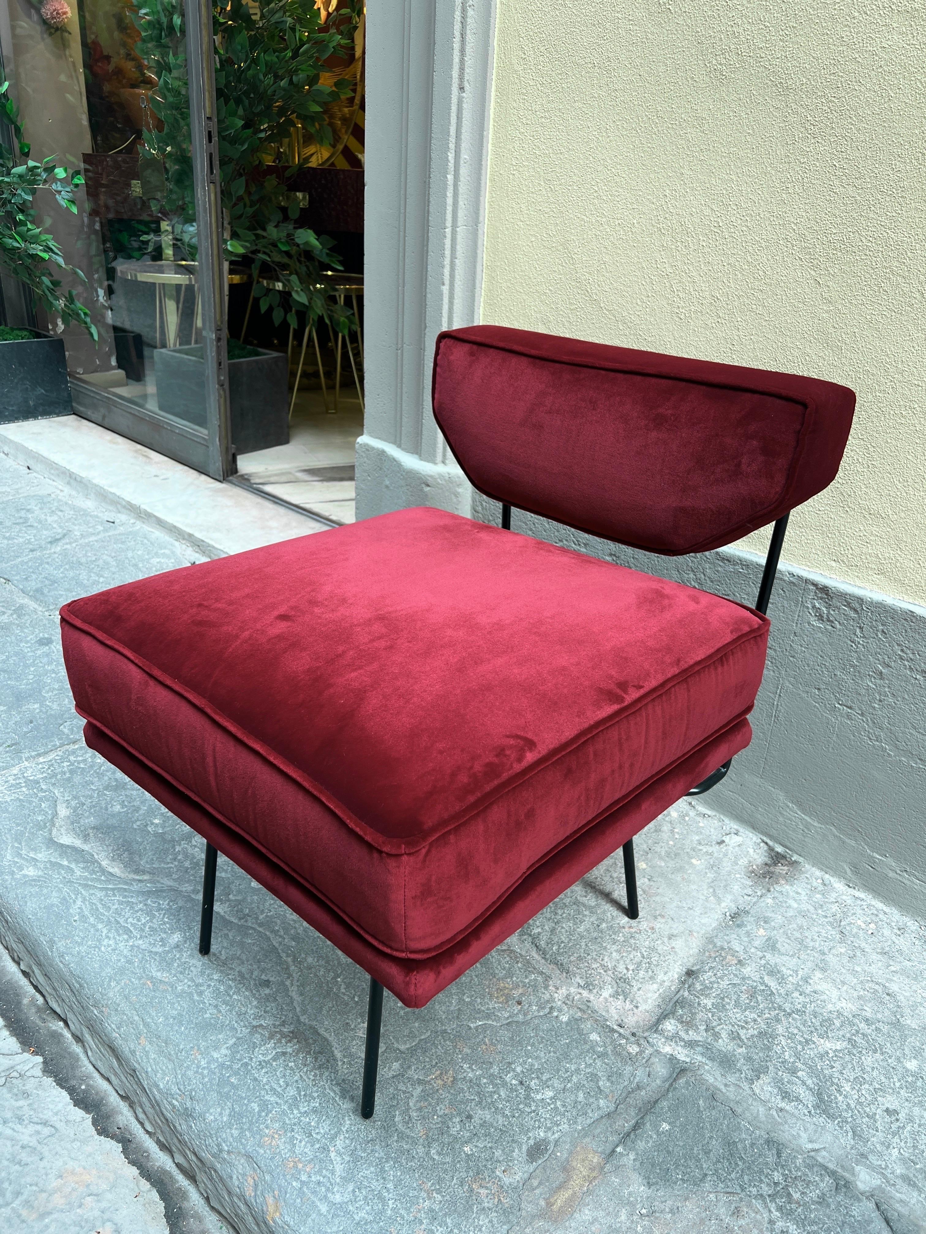 Rare single 'Elettra' lounge chair, an original vintage piece designed by the renowned architectural firm BBPR, founded by Gianluigi Banfi, Lodovico Barbiano di Belgioioso, Enrico Peressutti, and Ernesto Nathan Rogers.