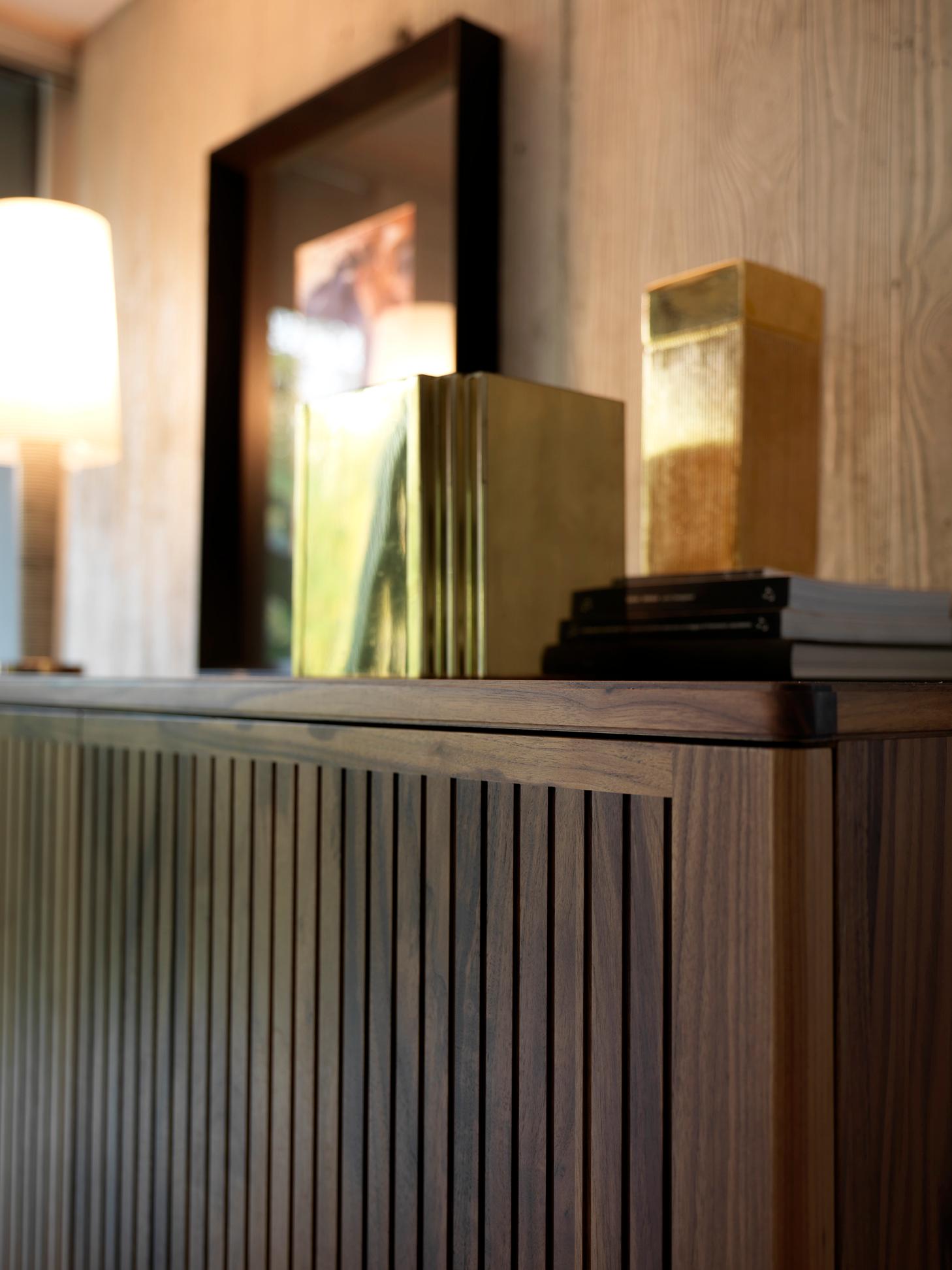 XXI secolo e contemporaneo Credenza Eleva di Dale Italia in vendita