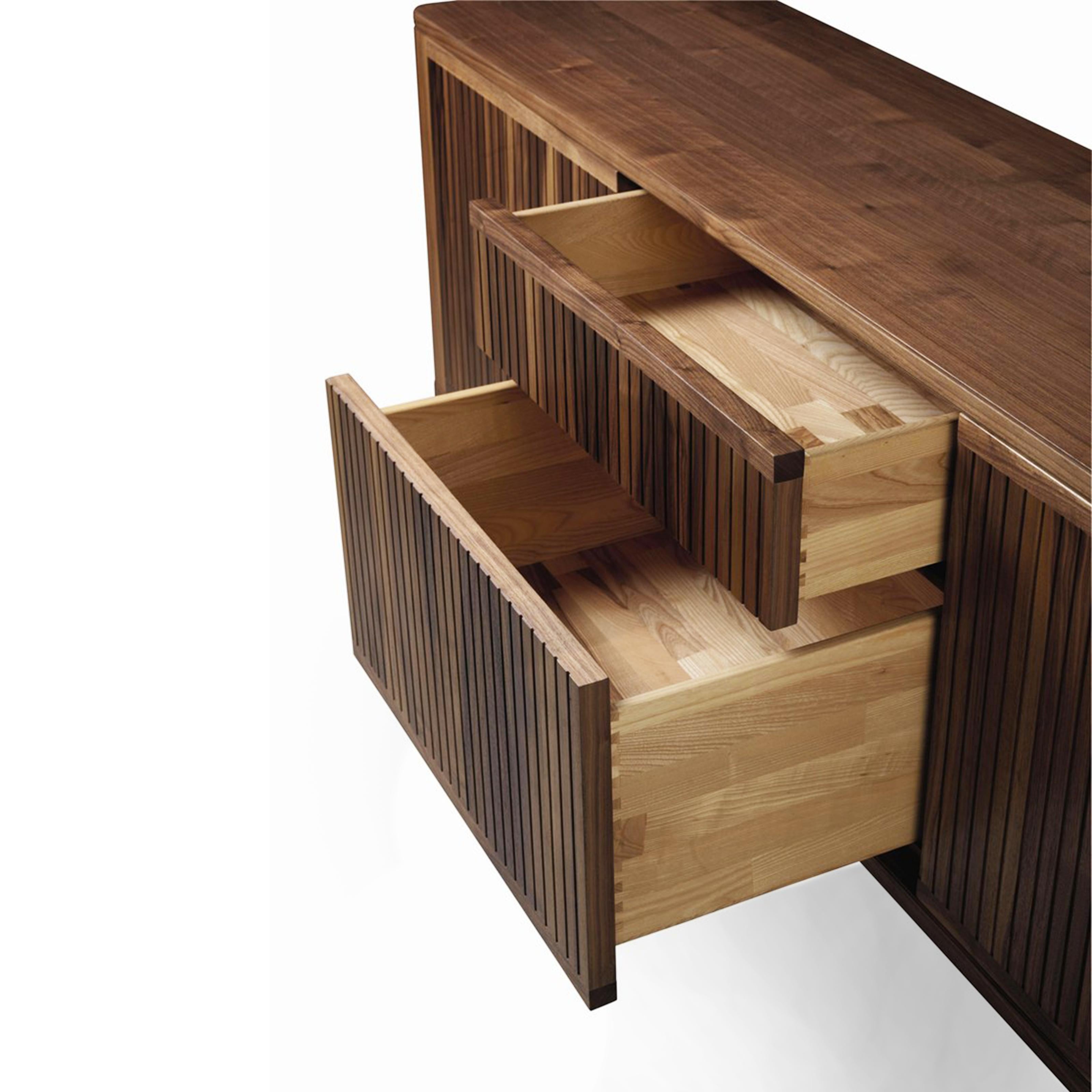 Buffet en bois massif Eleva, Wood Wood en finition Hand Made Nature, Contemporary en vente 3