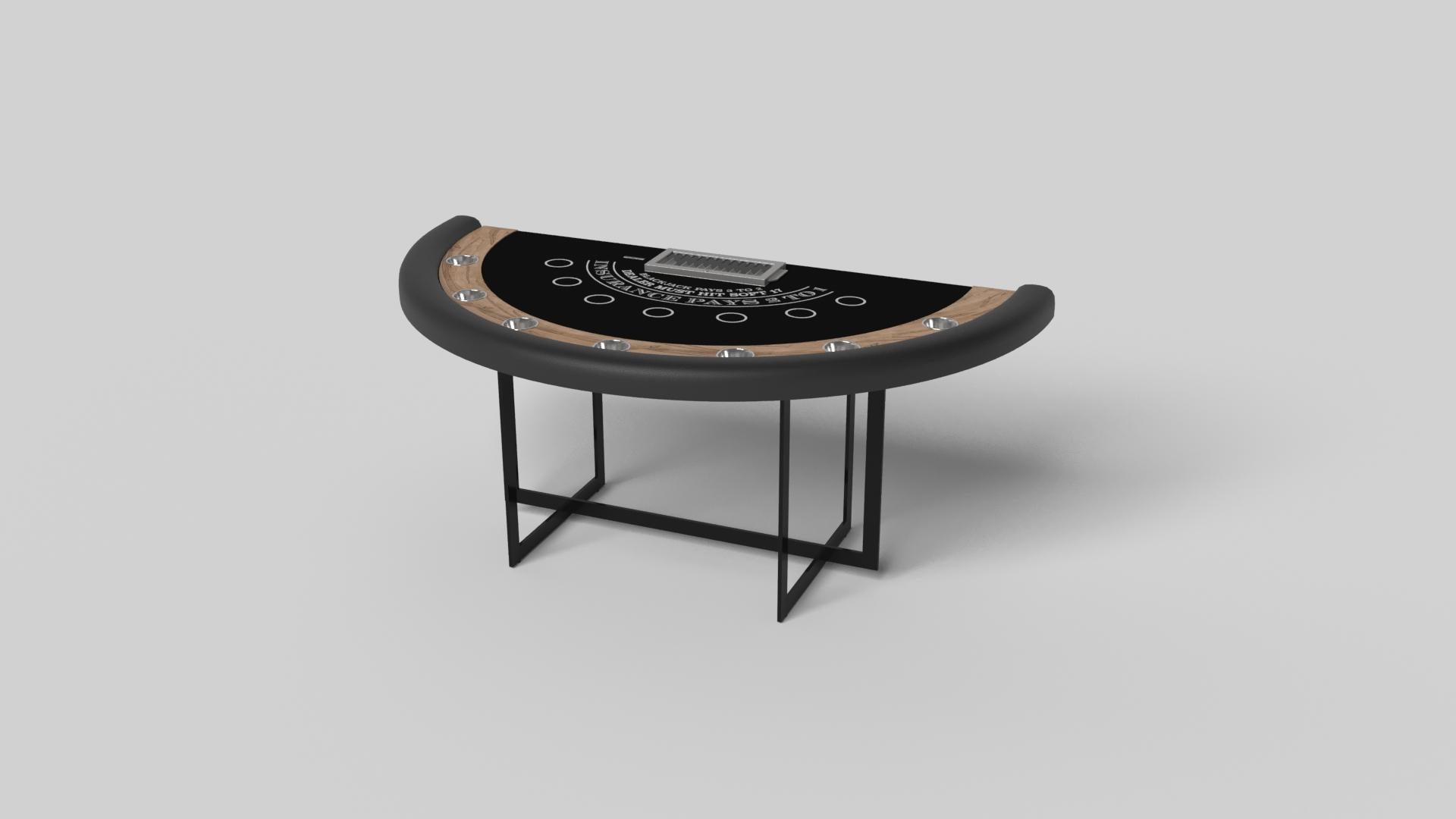 Avec une base ouverte en métal, notre table Beso est une expression unique de formes contemporaines et d'espace négatif. Cette table de blackjack est fabriquée à la main par nos maîtres artisans avec une base rectangle dans rectangle qui reprend les