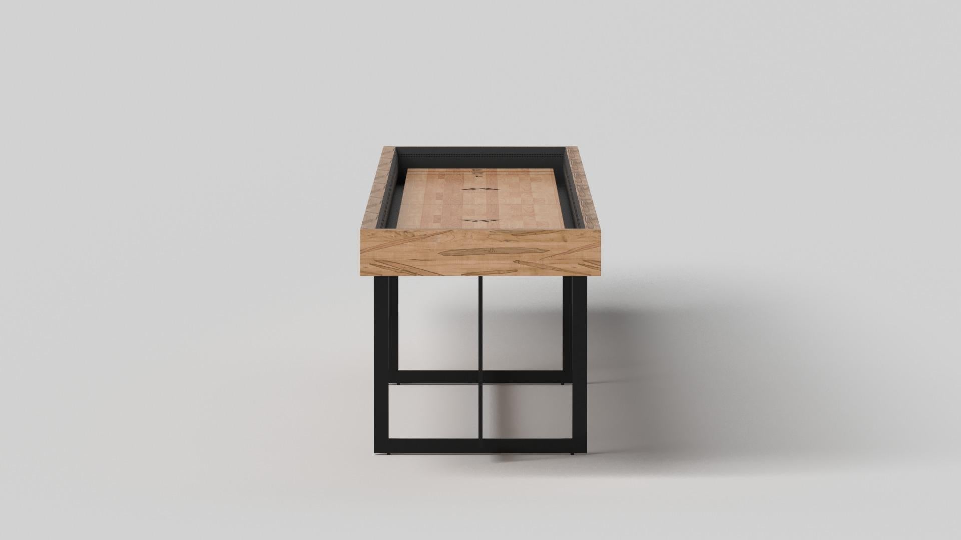 Moderno Tavoli da Shuffleboard Elevate Customs Beso / Legno massiccio di acero riccio in 18' - USA in vendita