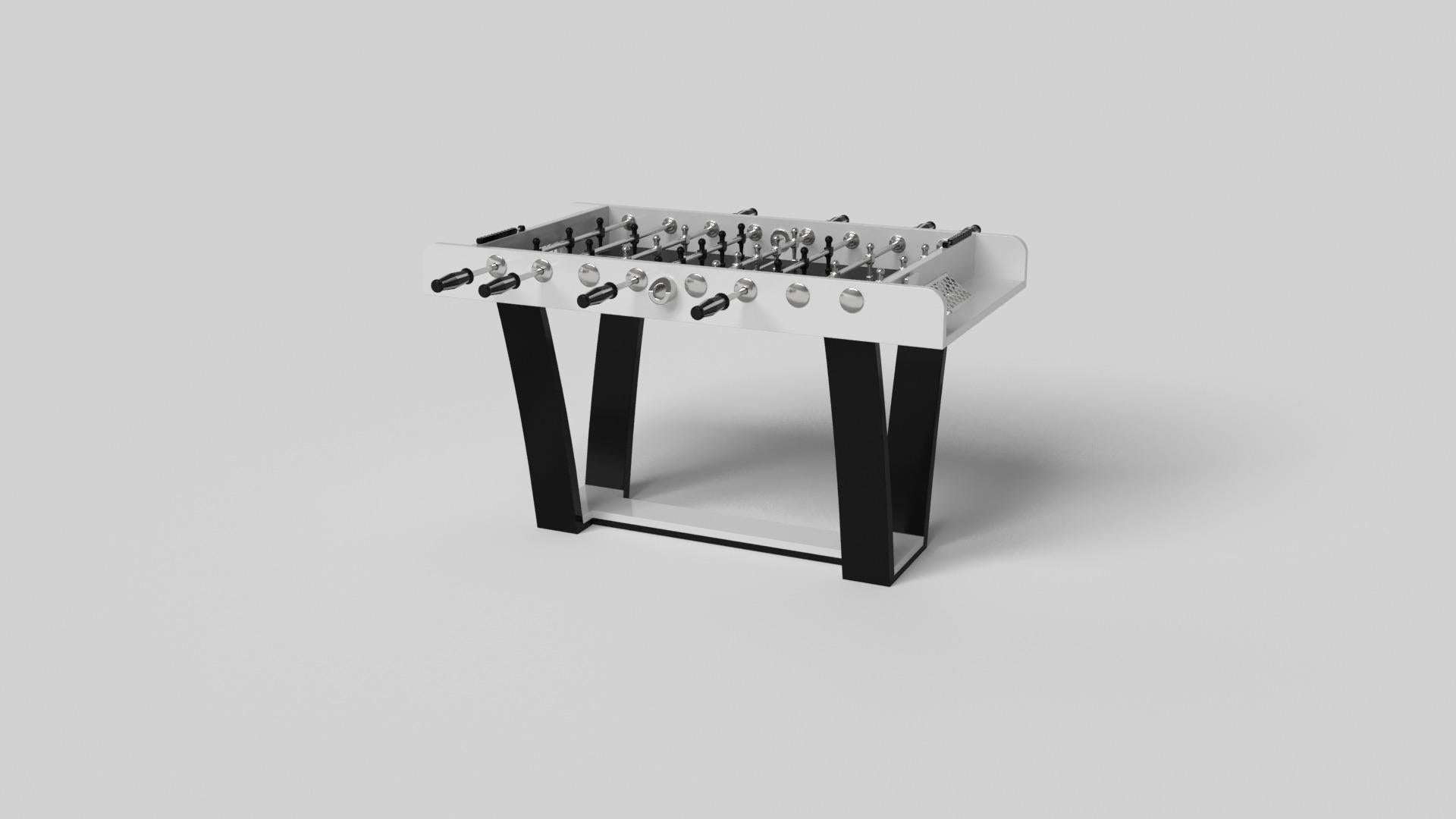 With an I-shaped metal base, slightly sloped metal legs, and a contrasting wood top, the Elite foosball table exudes modern sophistication while evoking a sense of art deco design. This table is a confluence of style, made to meet today's demands
