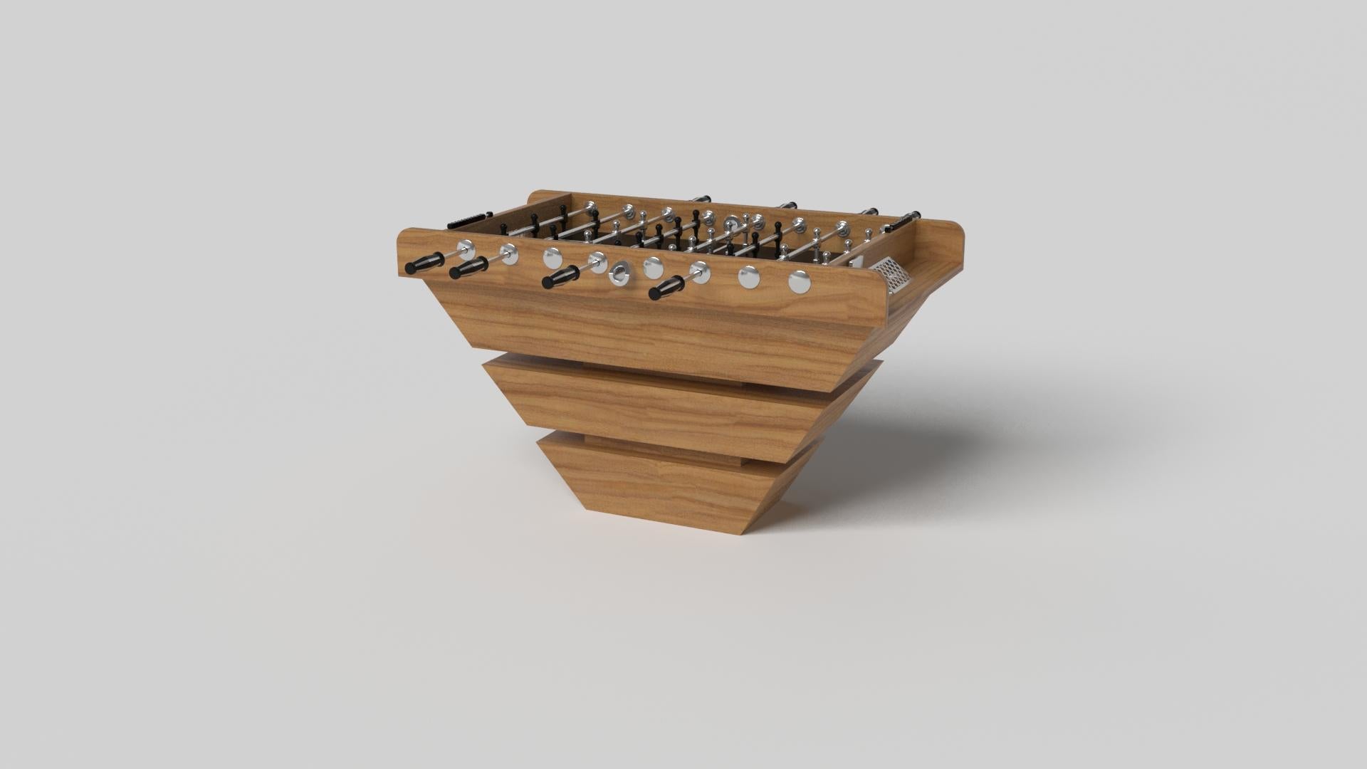 Trois solides pièces de métal semblent flotter autour d'une base centrale dissimulée, ce qui fait du baby-foot Louve en chrome l'un de nos designs les plus étonnants. Fabriquée en métal durable et dotée d'un plateau réglementaire, cette table de jeu