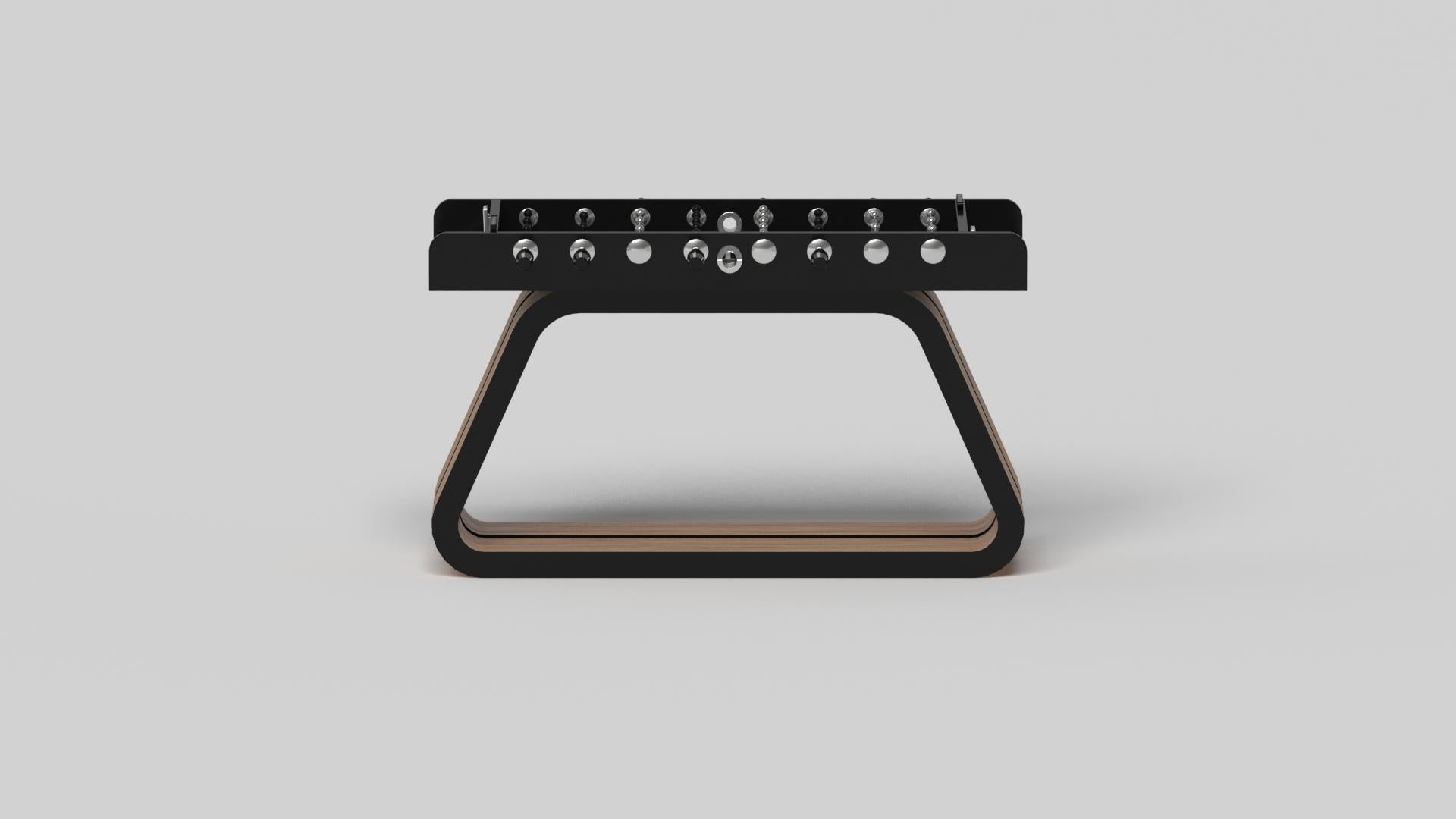 Fait main Elevate Customs Luge Foosball Tables / Bois de teck massif en 5' - Fabriqué aux États-Unis en vente