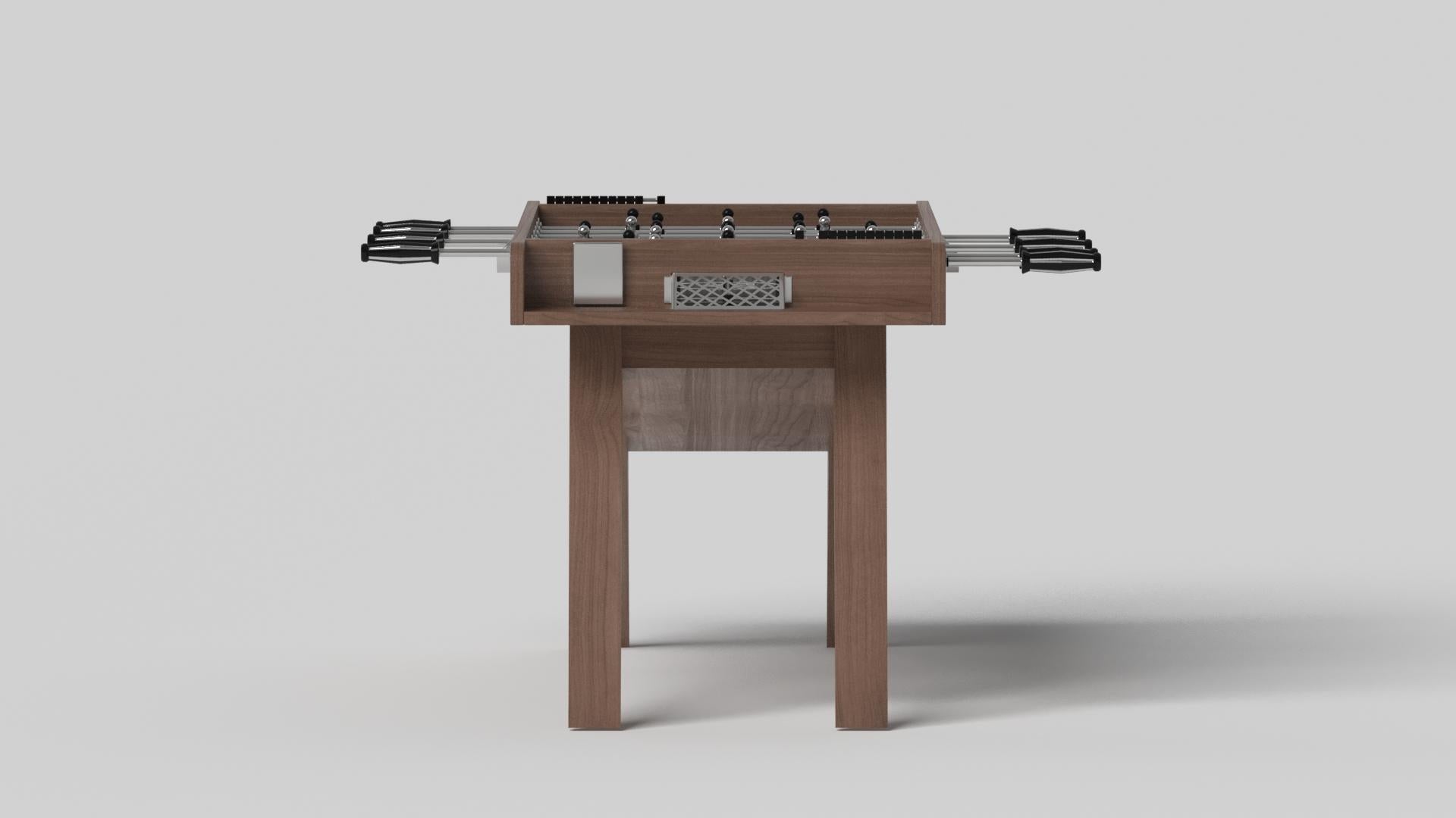 Moderne Elevate Customs Mantis Foosball Tables / Solid Walnut Wood  en 5' -Fabriqué aux USA en vente