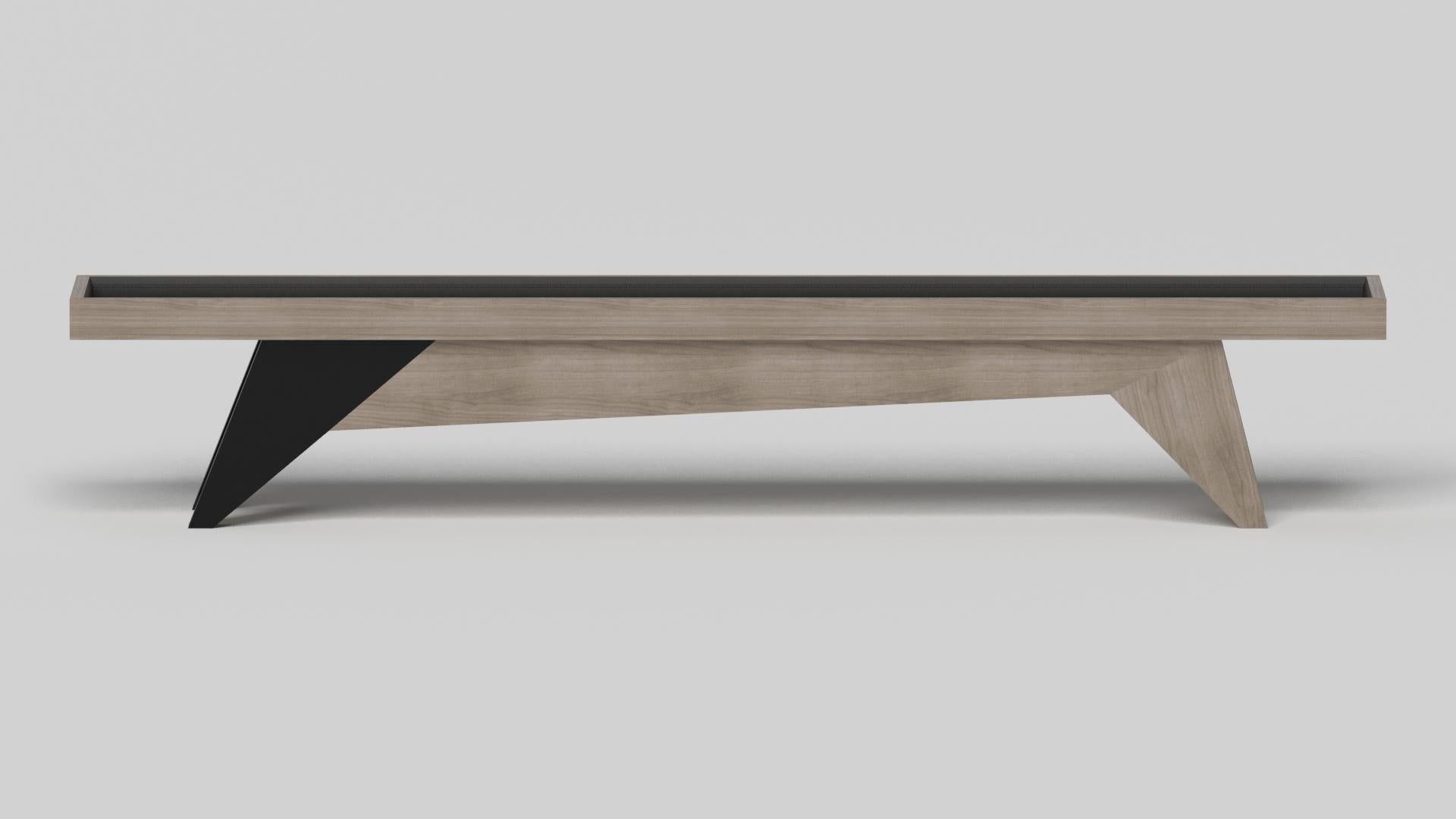 Américain Elevate Customs Mantis Shuffleboard Tables / Bois de chêne blanc massif en 18' - USA en vente
