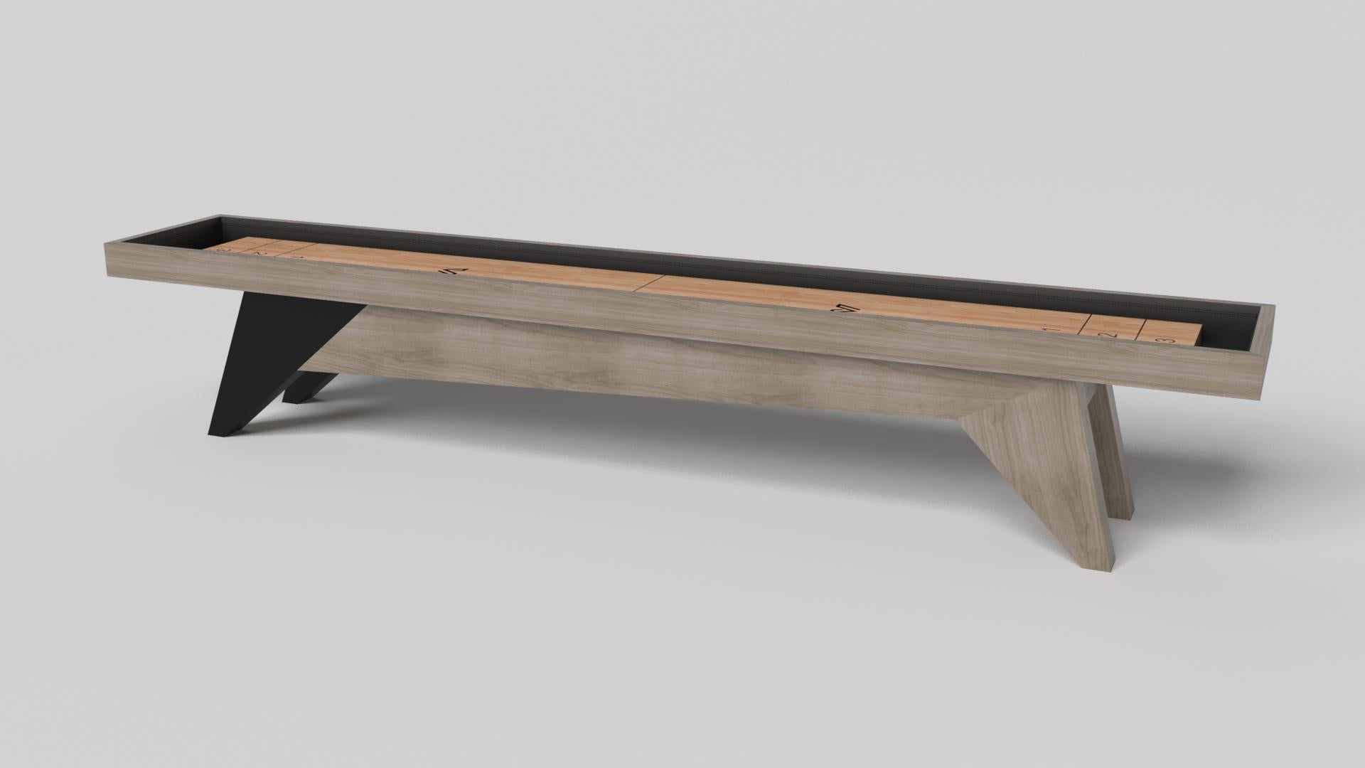 Der schlichte, aber raffinierte Shuffleboard-Tisch Mantis verleiht dem klassischen vierbeinigen Design eine frische, moderne Note. Scharfe Winkel und konisch zulaufende Beine sorgen für elegante Stabilität.

Größe:

22 Fuß - 264 