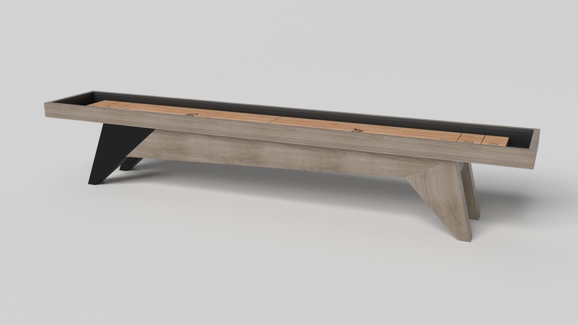 Simple mais sophistiquée, la table de shuffleboard Mantis apporte une touche de fraîcheur et de modernité à un design classique à quatre pattes. Les angles vifs et les pieds fuselés assurent une stabilité élégante.

Taille :

22 pieds - 264 