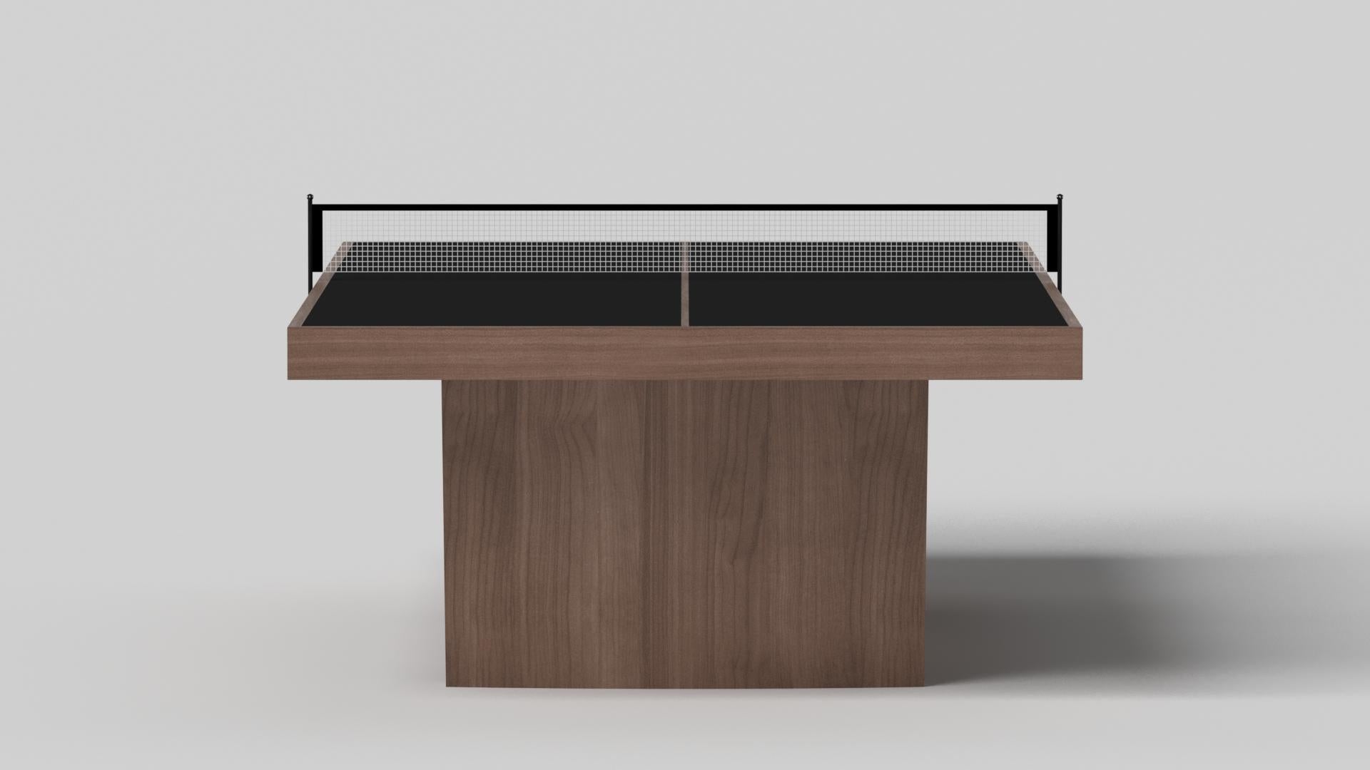 Moderne Table de tennis Elevate Customs Maze / Bois massif de noyer en 9' - Made in USA en vente