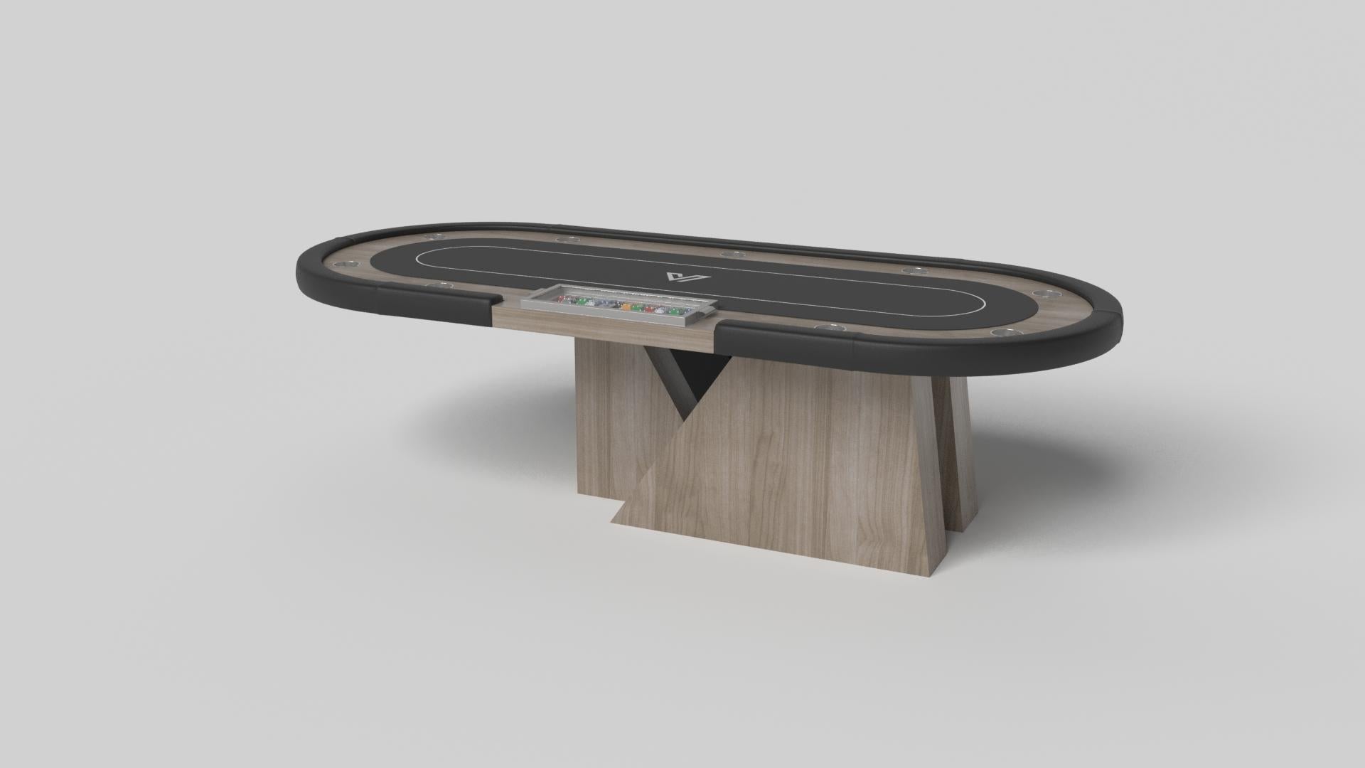 Una base asimétrica crea una silueta que flota libremente, haciendo de la mesa de póquer Stilt en cromo con nogal un complemento convincente y contemporáneo para el hogar moderno. Fabricada en metal duradero con detalles de madera maciza de nogal,