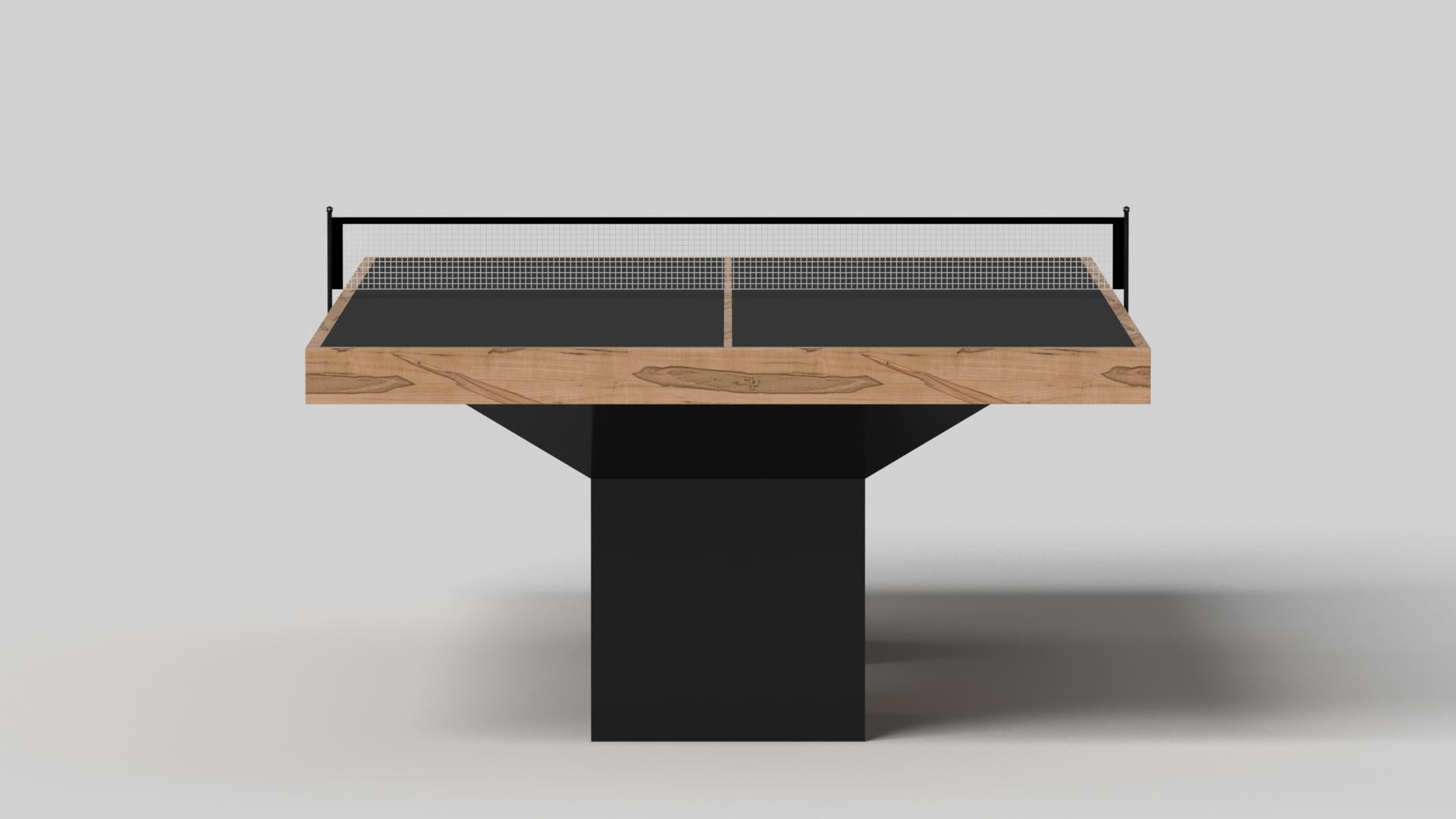 Minimaliste Table de tennis sur mesure / Bois d'érable bouclé massif de 9', fabriqué aux États-Unis en vente