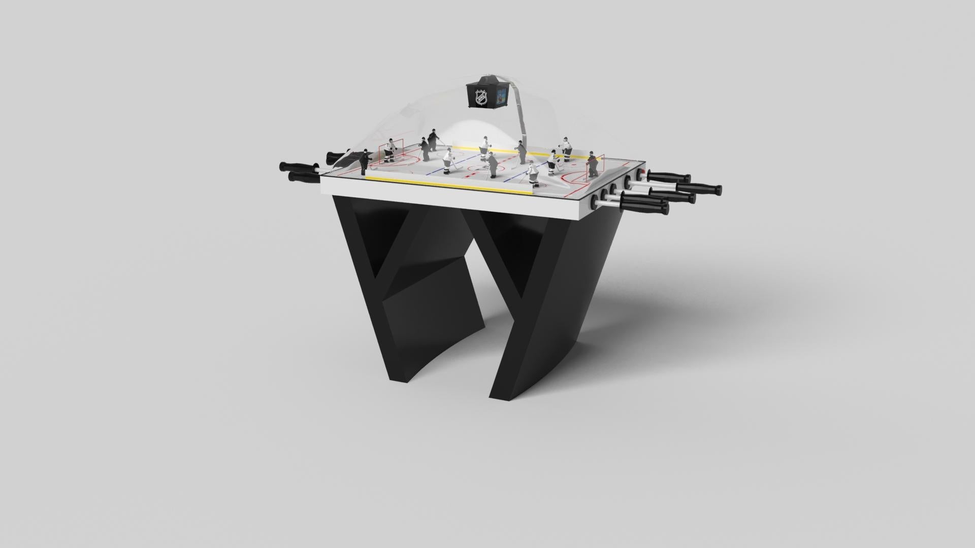 Con una combinazione di angoli acuti, linee morbide e configurazioni geometriche, il tavolo da hockey a cupola Maze in noce è caratterizzato da una base ispirata al labirinto con un motivo mistico. Con un piano nero liscio per il gioco, questo