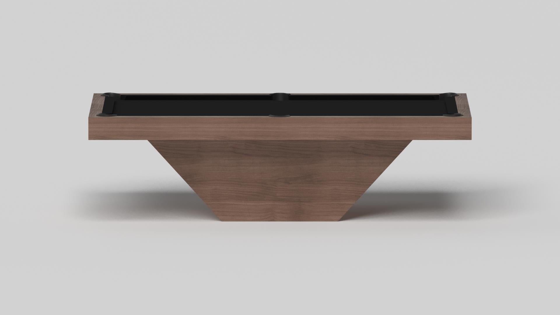 Américain Elevate Customs Vogue Pool Table / Solid Walnut Wood in 8.5' -Made in USA en vente
