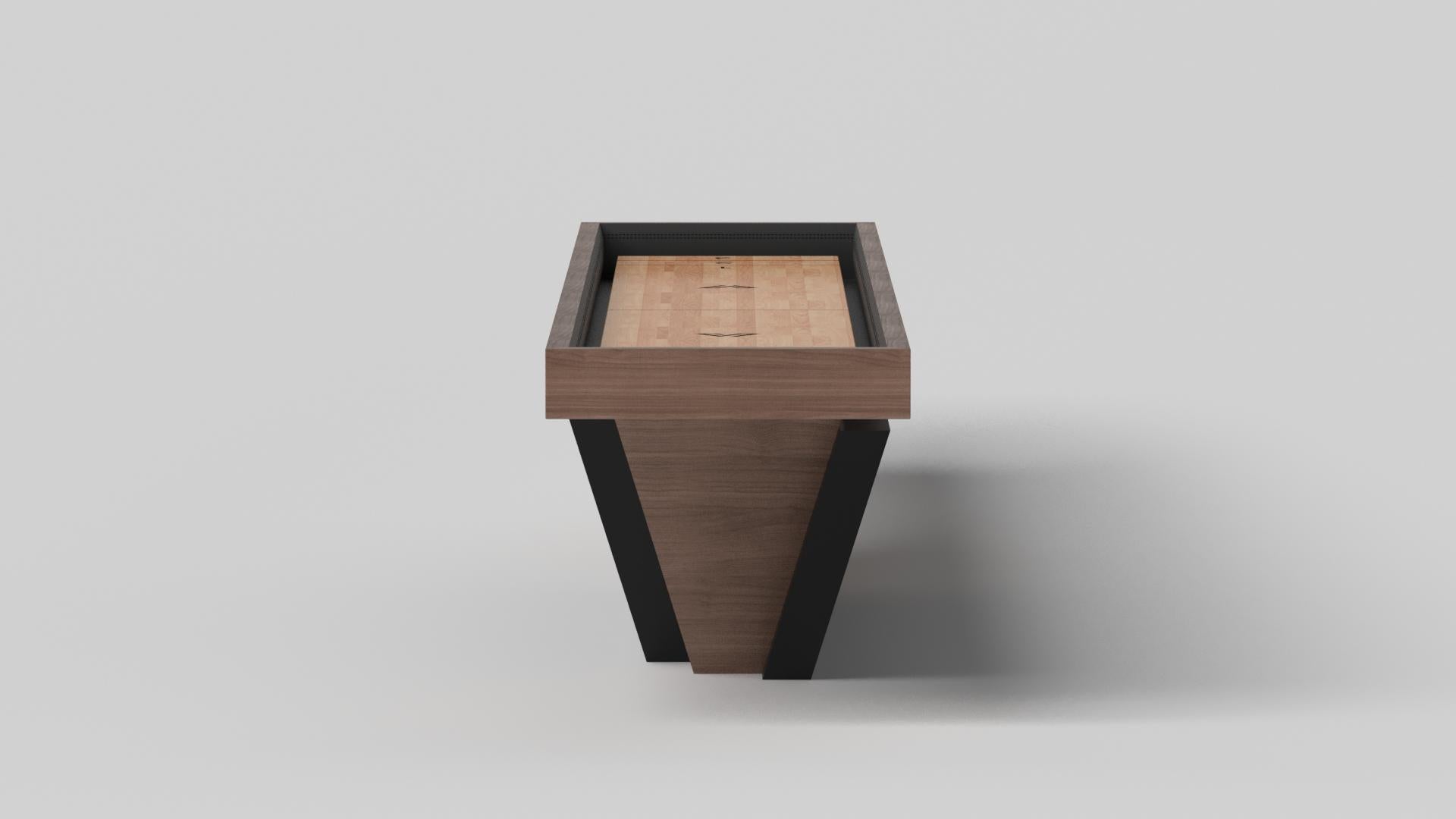 Moderne Elevate Customs Vogue Shuffleboard Tables /Solid Walnut Wood in 9' - Made in USA en vente