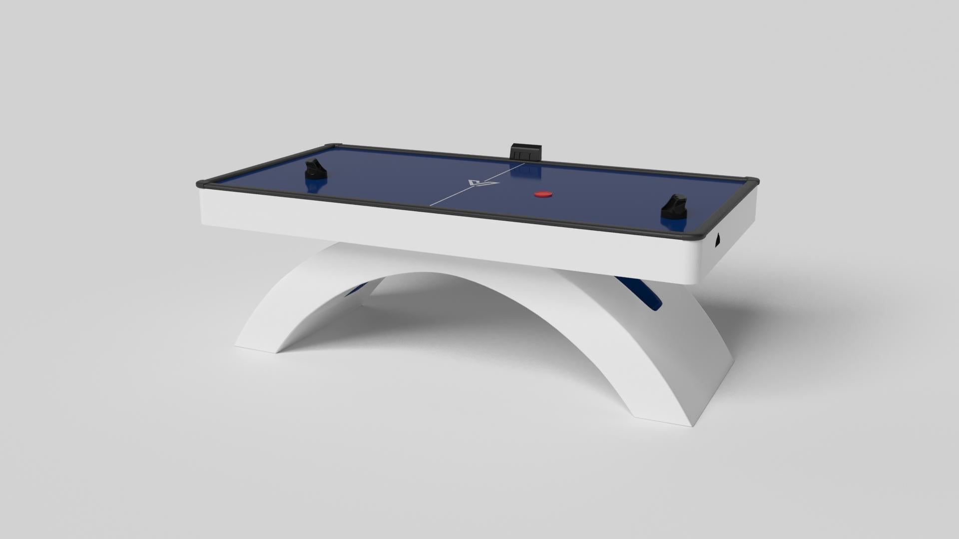 Une base ouverte et arquée s'équilibre magnifiquement avec les bords durs du plateau rectangulaire, faisant de la table de hockey sur gazon Zenith en noir et rouge une juxtaposition frappante de formes modernes et géométriques. Minimaliste mais