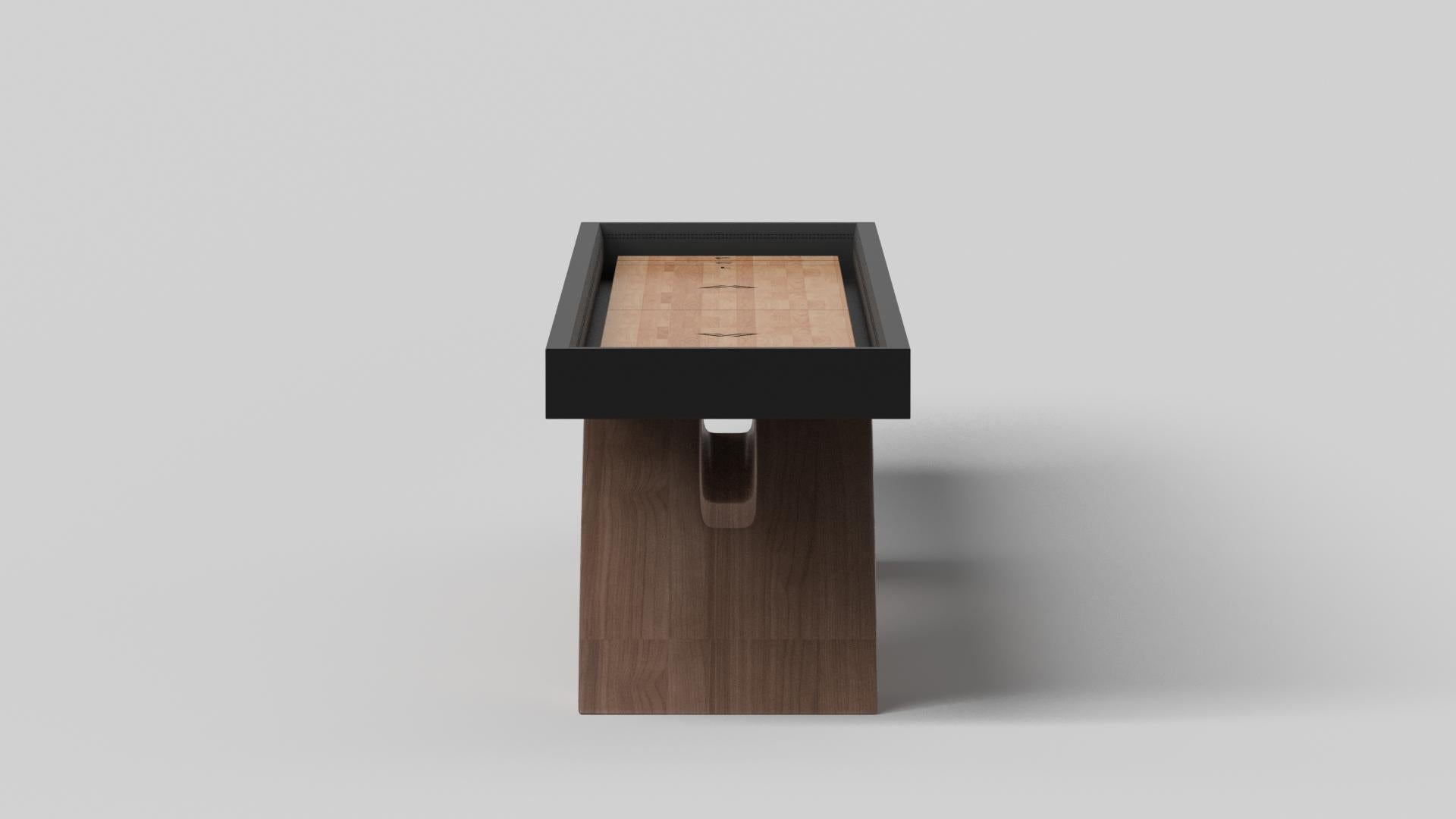 Moderne Elevate Customs Zenith Shuffleboard Tables/Solid Walnut Wood in 18' -Made in USA en vente