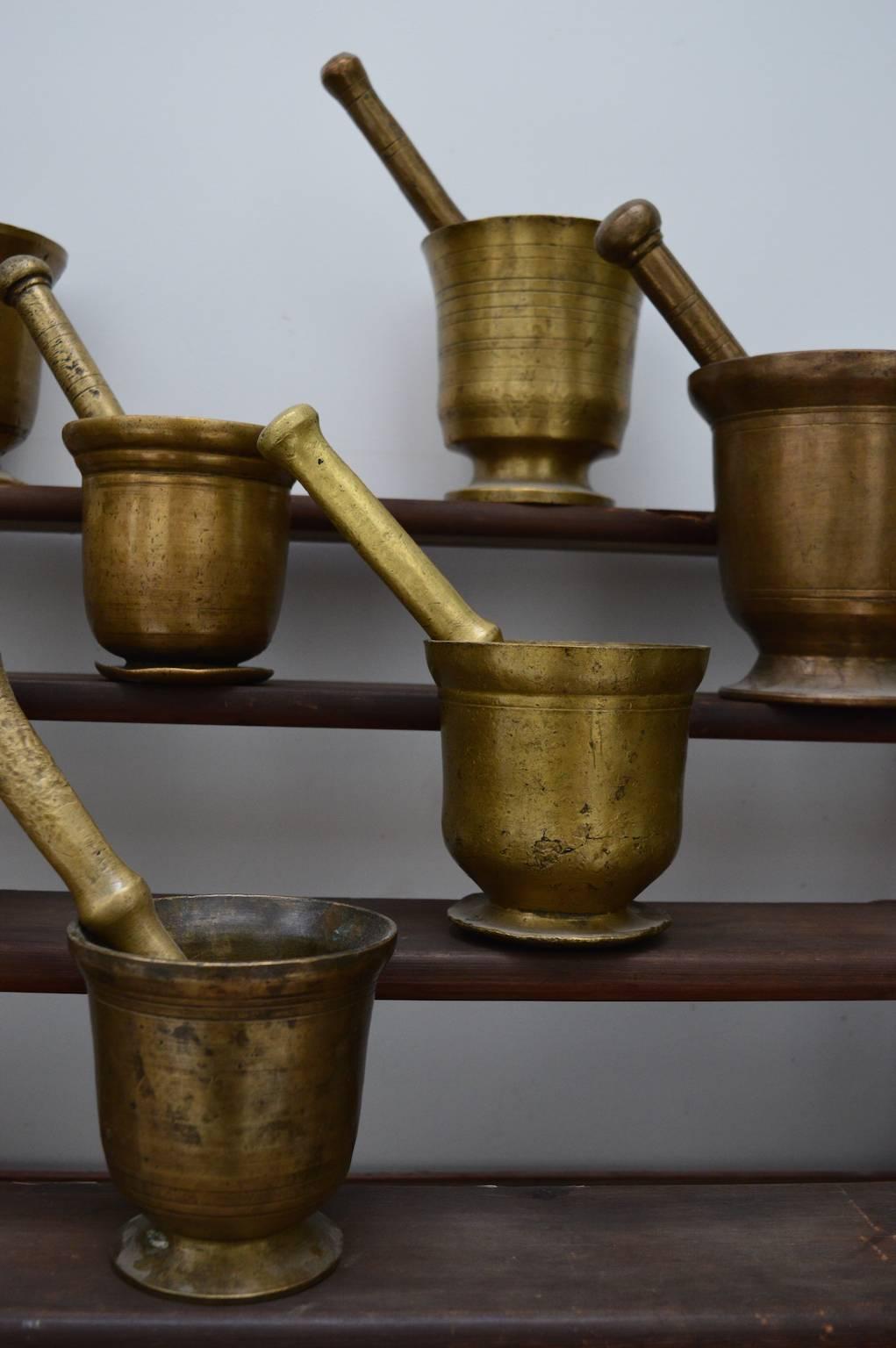 Eleven 17th and 18th Century Flemish Bronze Mortar and Pestles In Good Condition For Sale In Antwerp, BE