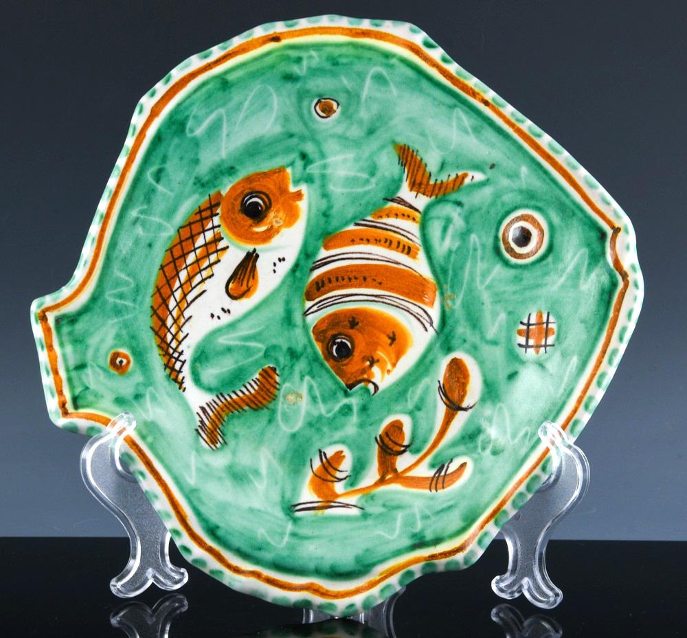 Eleven Mid-Century Modern Italian Pottery Fish Plates, Vietri, Dated 1958 7