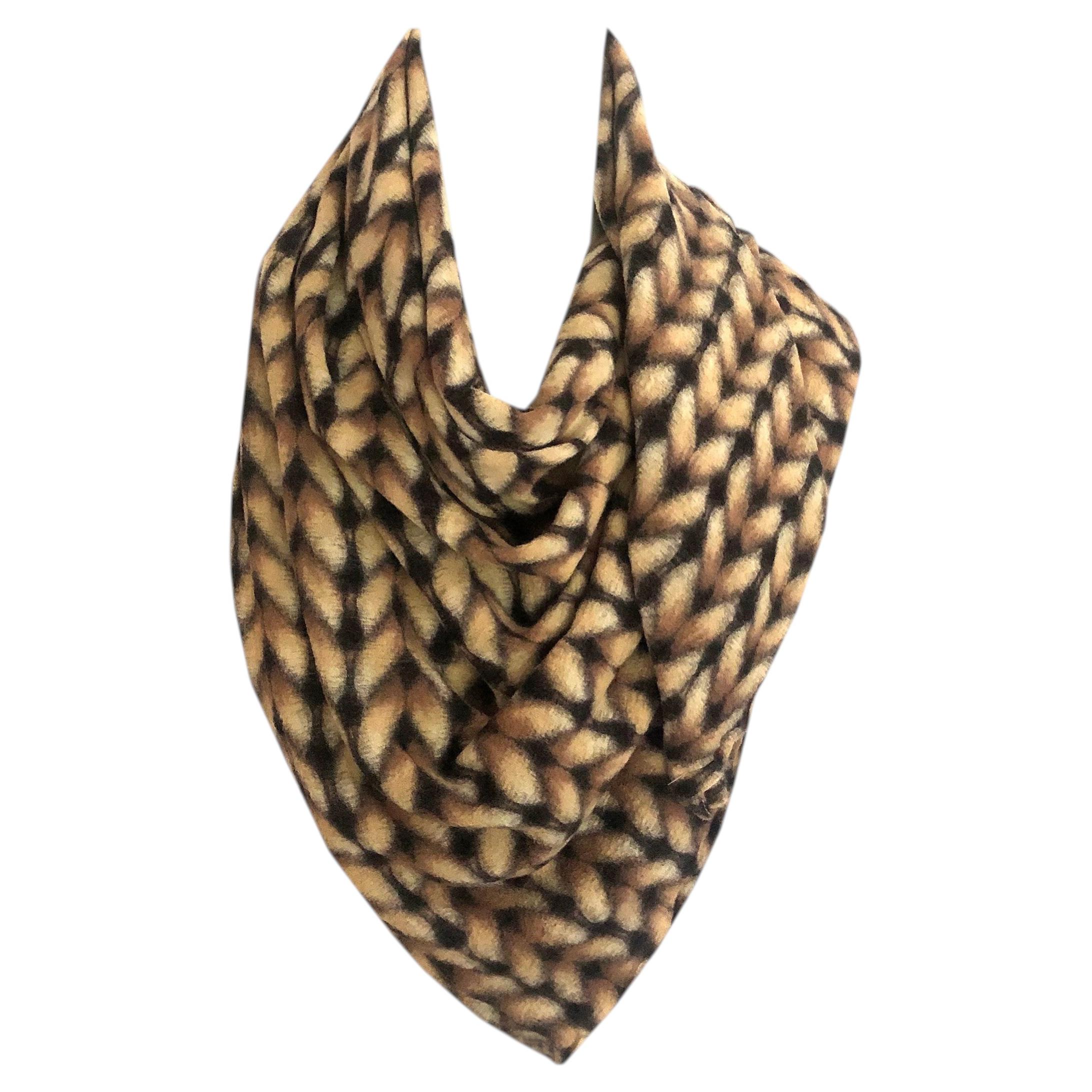 Eley Kishimoto - Schal - Feinstrick - Seildruck mit Eley Kishimoto Label
