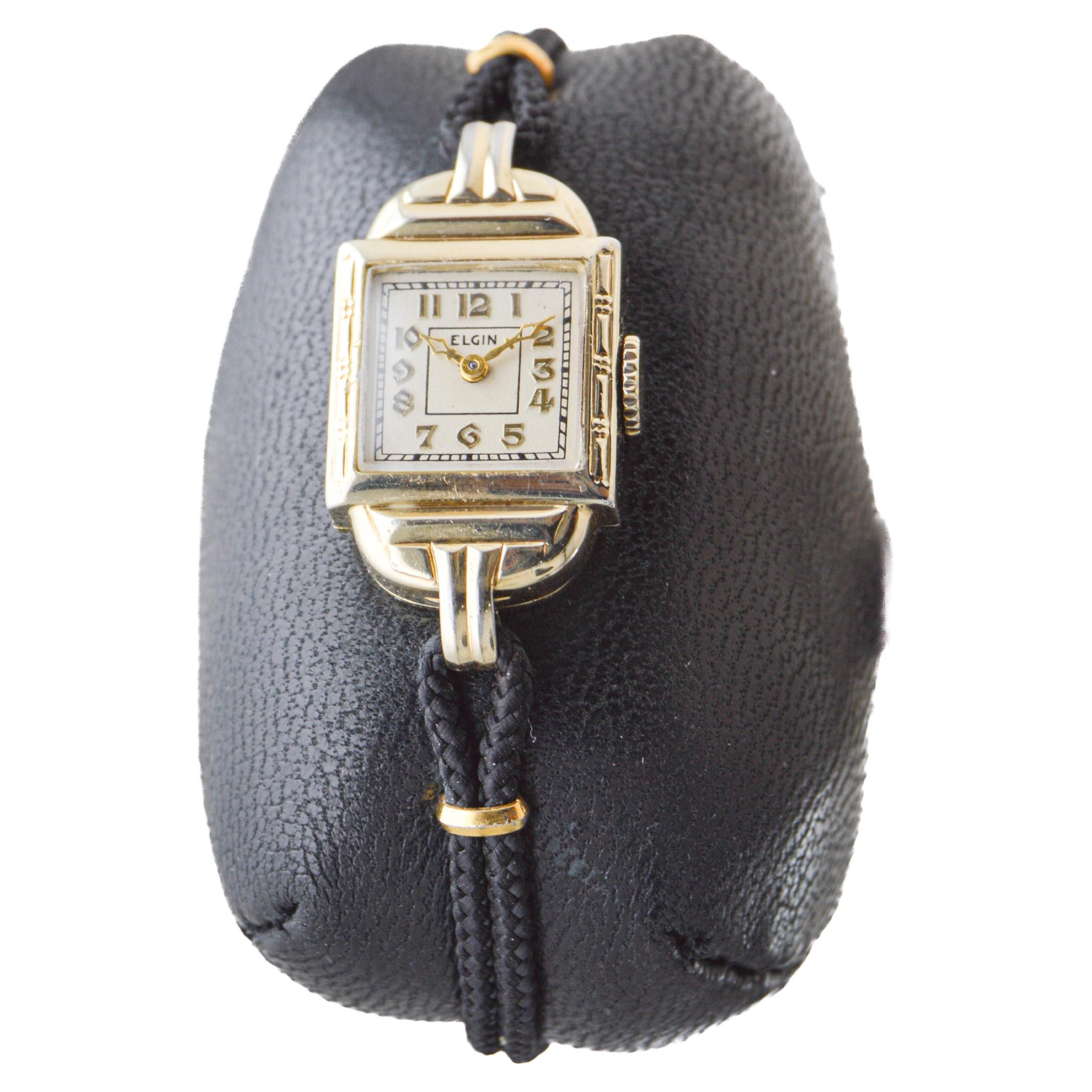  Elgin Gold Filled Art Deco Ladies Wrist Watch circa, 1930's with Original Dial  In Excellent Condition For Sale In Long Beach, CA