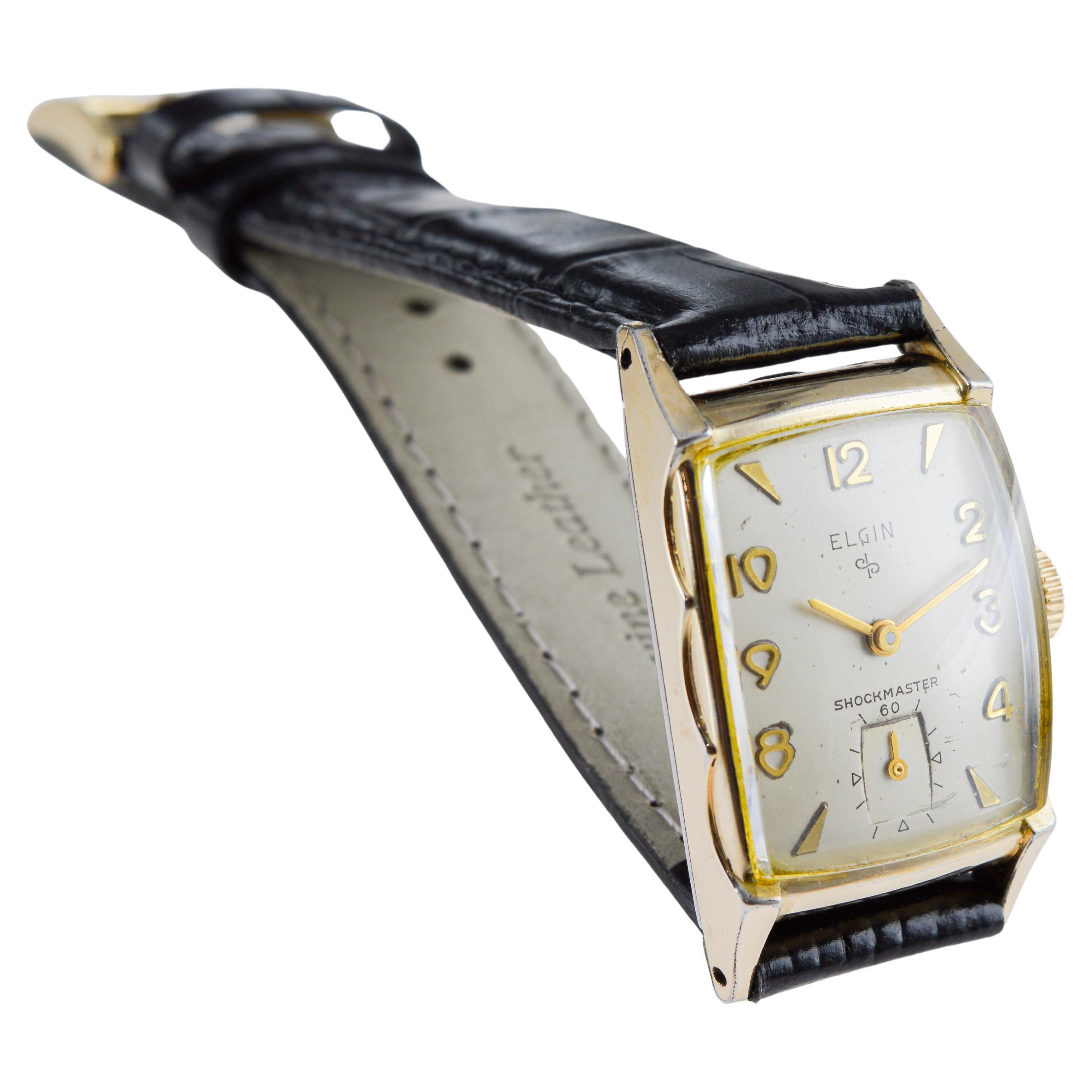 Elgin Gold Filled Art Deco Tonneau Shaped Watch with Original Dial 1940's For Sale 3