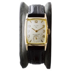 Elgin Goldgefüllte Art-Déco-Uhr in Tonneau-Form mit Original Zifferblatt 1940er Jahre