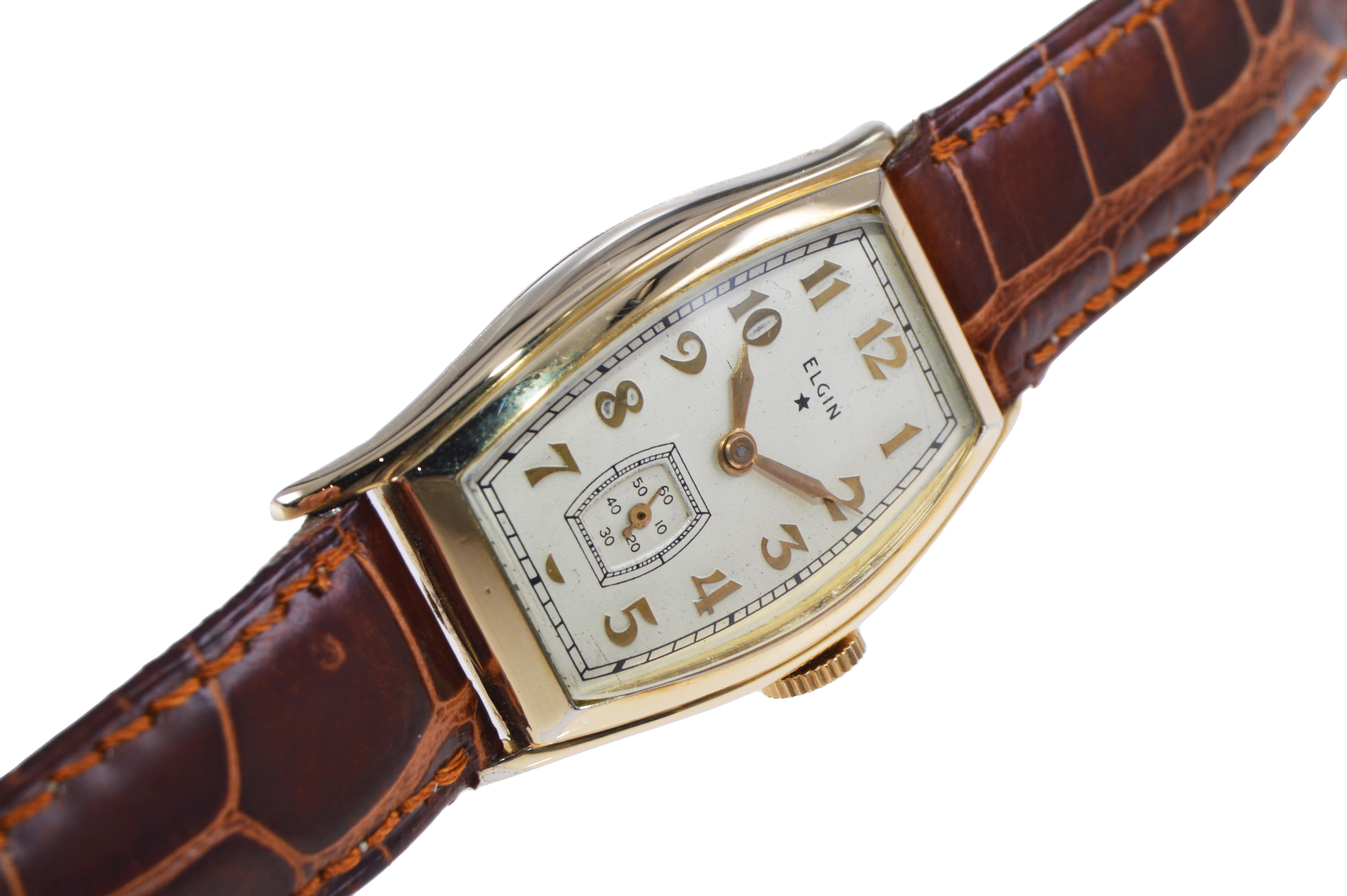Elgin Gold Filled Art Deco Tortue Shaped Watch with Original Dial from 1935 In Excellent Condition In Long Beach, CA