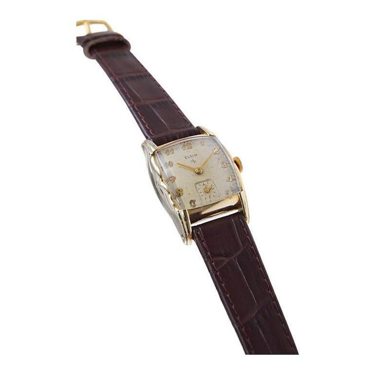 Elgin Gold Filled Art Deco Tortue Shaped Wristwatch Original Design by Cartier In Excellent Condition For Sale In Long Beach, CA