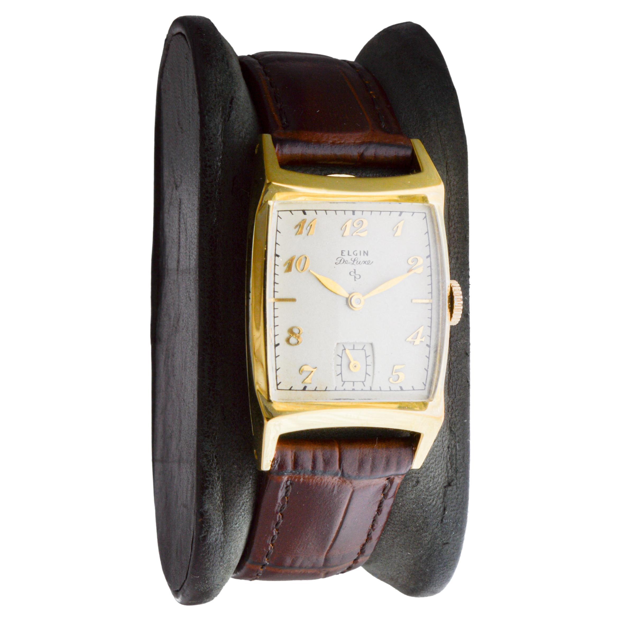 Montre en forme de tortue de luxe Art déco, en or, Elgin, circa 1940 Excellent état - En vente à Long Beach, CA