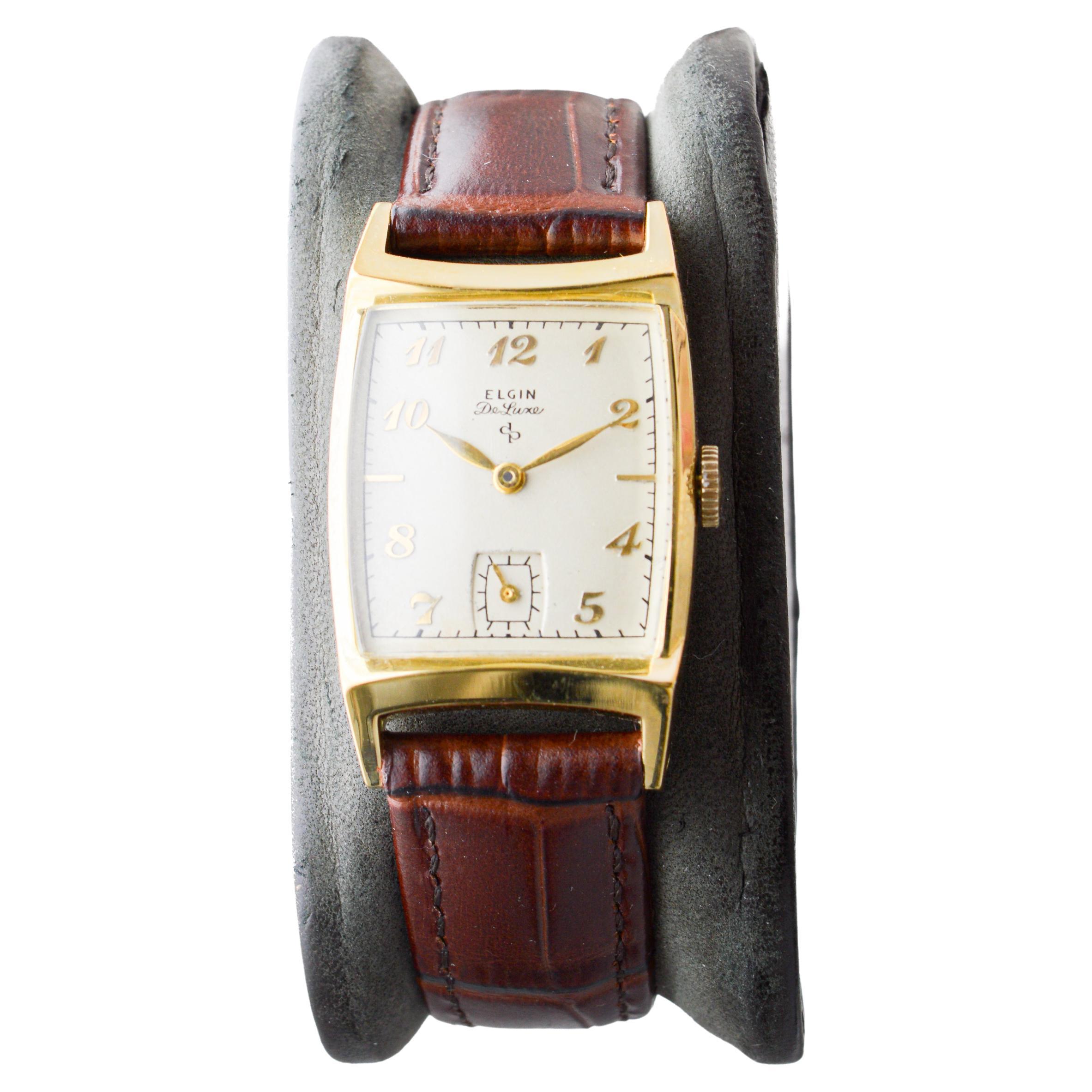 Montre en forme de tortue de luxe Art déco, en or, Elgin, circa 1940 en vente 1