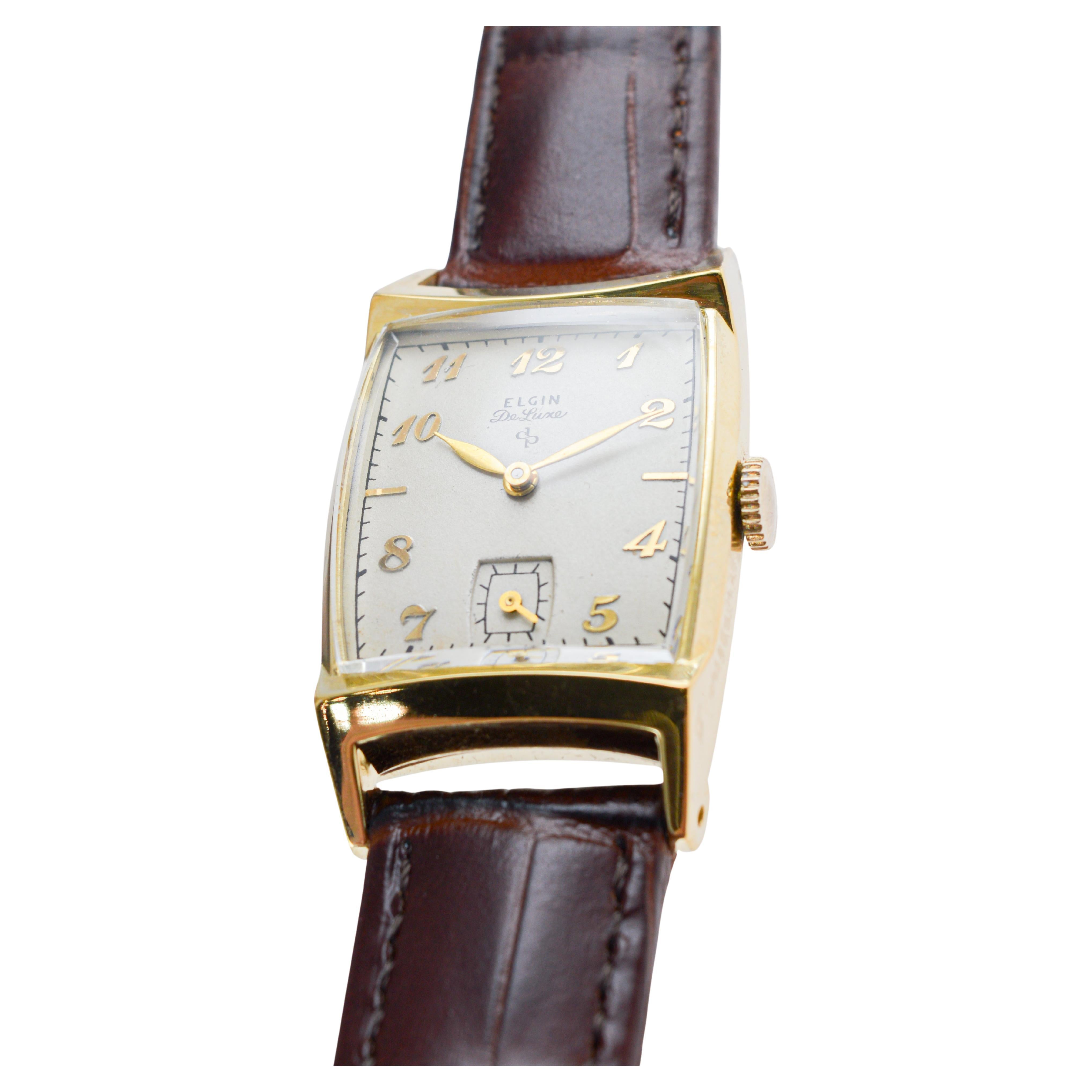 Montre en forme de tortue de luxe Art déco, en or, Elgin, circa 1940 en vente 4