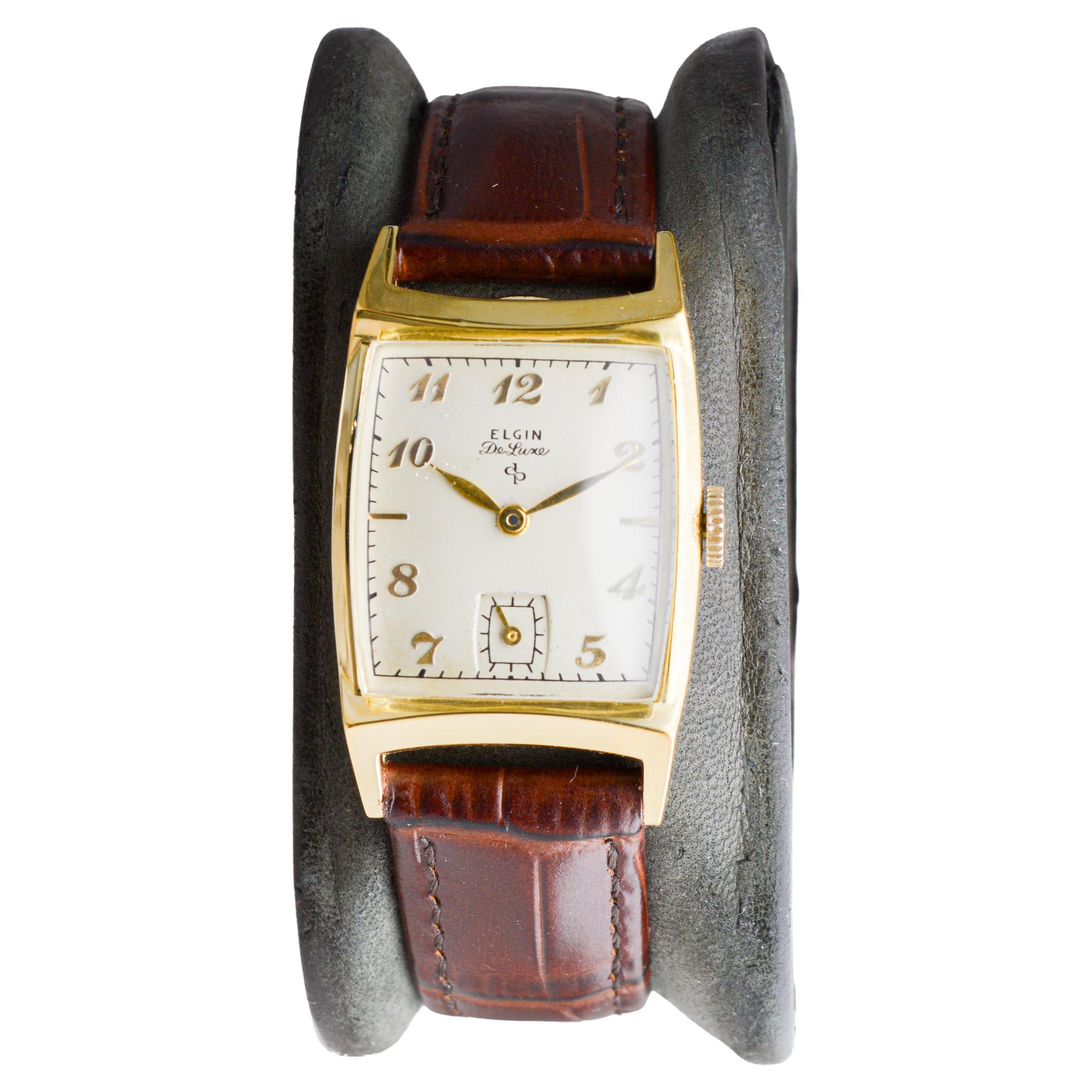 Montre en forme de tortue de luxe Art déco, en or, Elgin, circa 1940 en vente