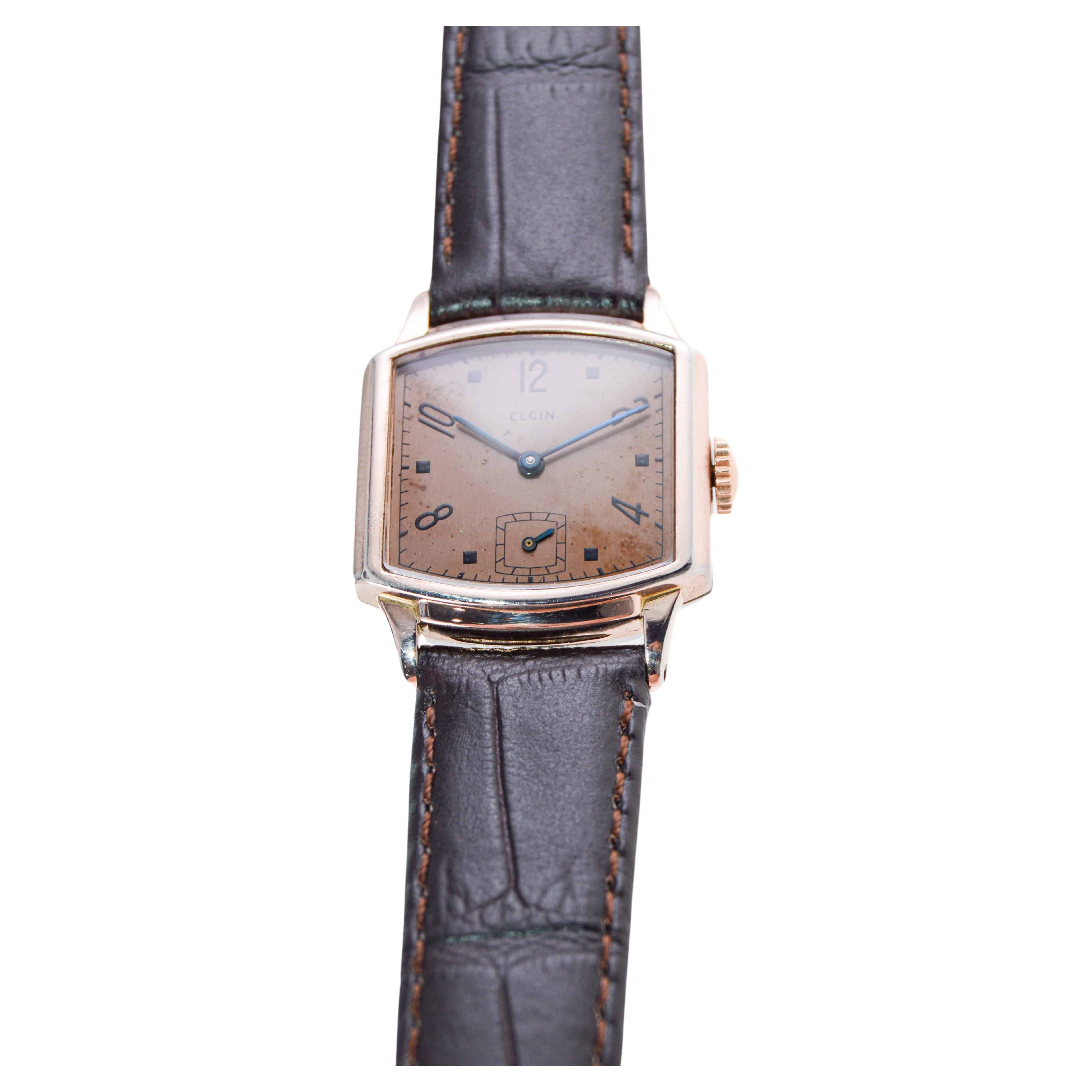 Elgin Rose Gold gefüllt Art Deco Uhr Tortue geformte Uhr aus den 1940er Jahren im Zustand „Hervorragend“ im Angebot in Long Beach, CA