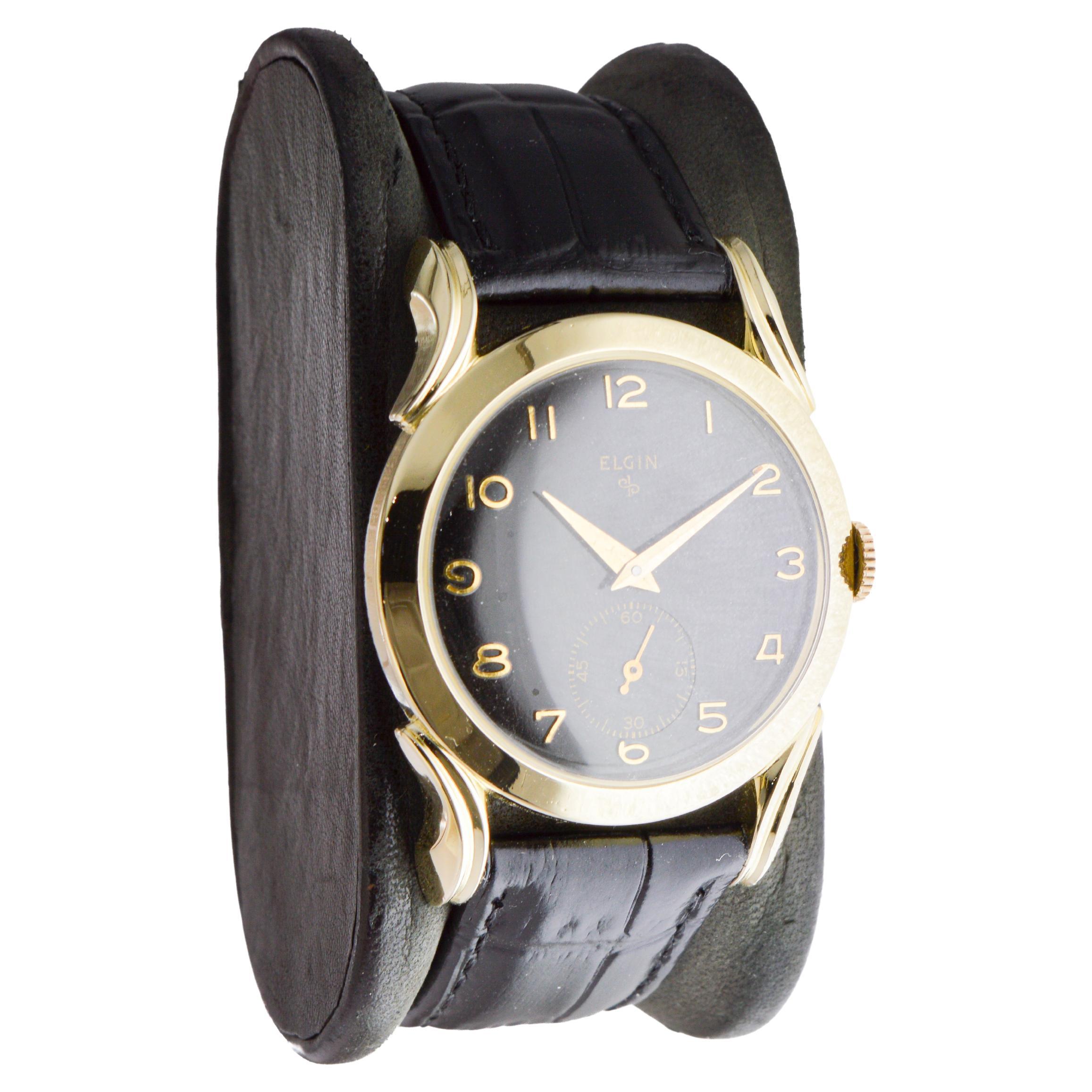 Elgin Watch Company Yellow Gold Filled Art Deco Watch circa In Excellent Condition For Sale In Long Beach, CA