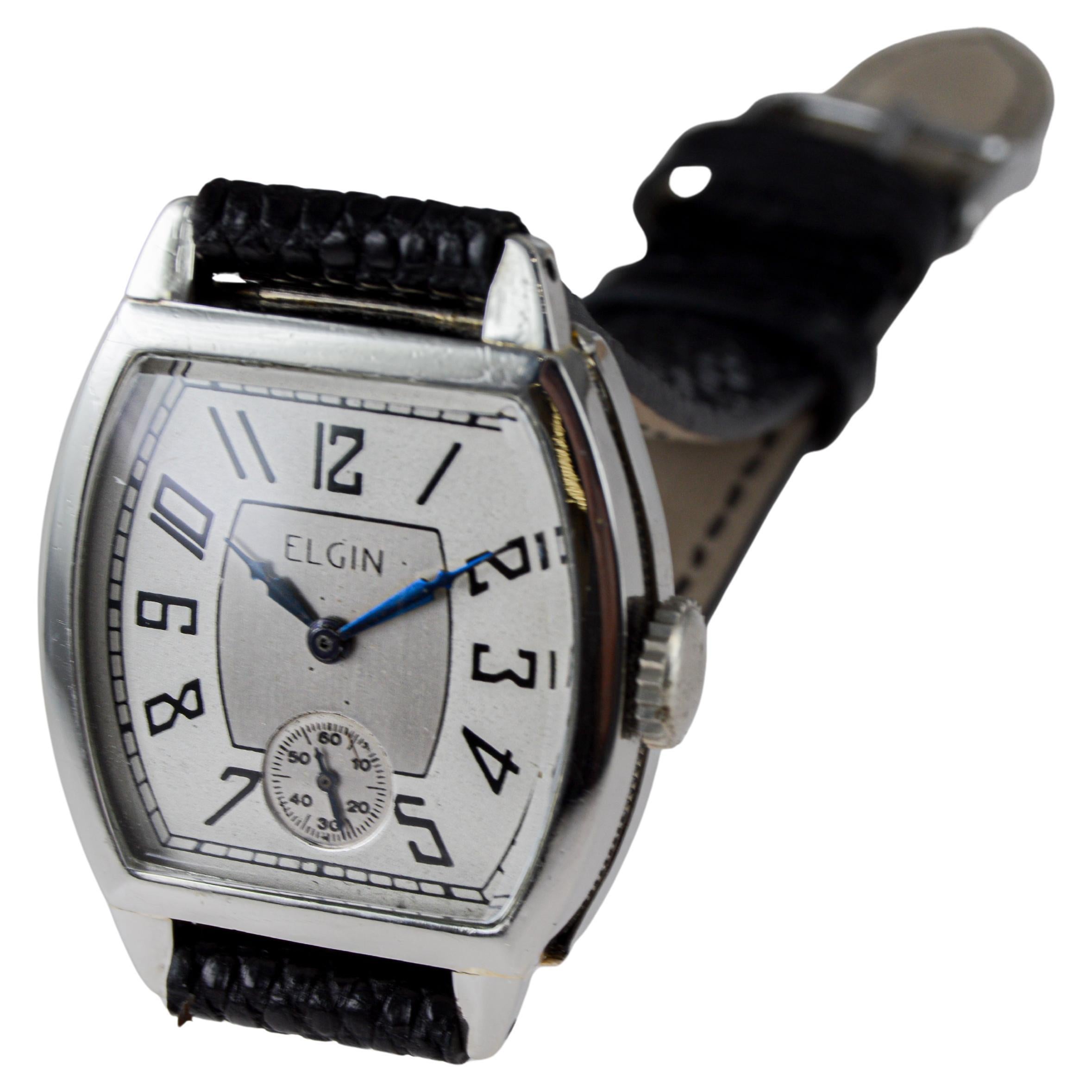 Orologio Art Deco in oro bianco di Elgin del 1920 circa con quadrante originale patinato in vendita 9