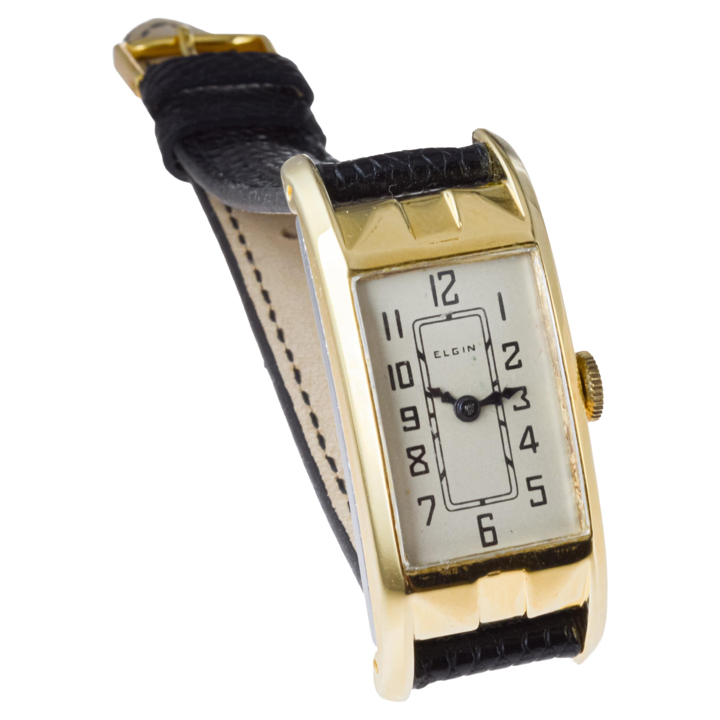 Elgin Yellow Gold Filled Art Deco Tank Style Watch, 1930's with Original Dial For Sale 5