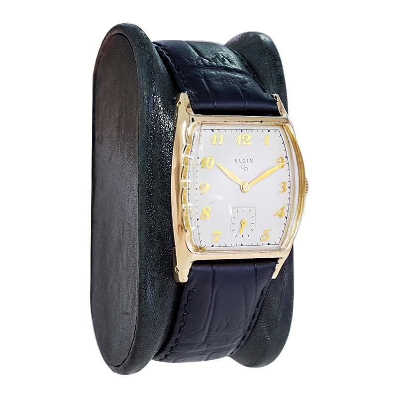 Elgin Gelbgold gefüllte Art-Déco-Uhr in Tonneau-Form mit Original-Zifferblatt 1940''s (Art déco)