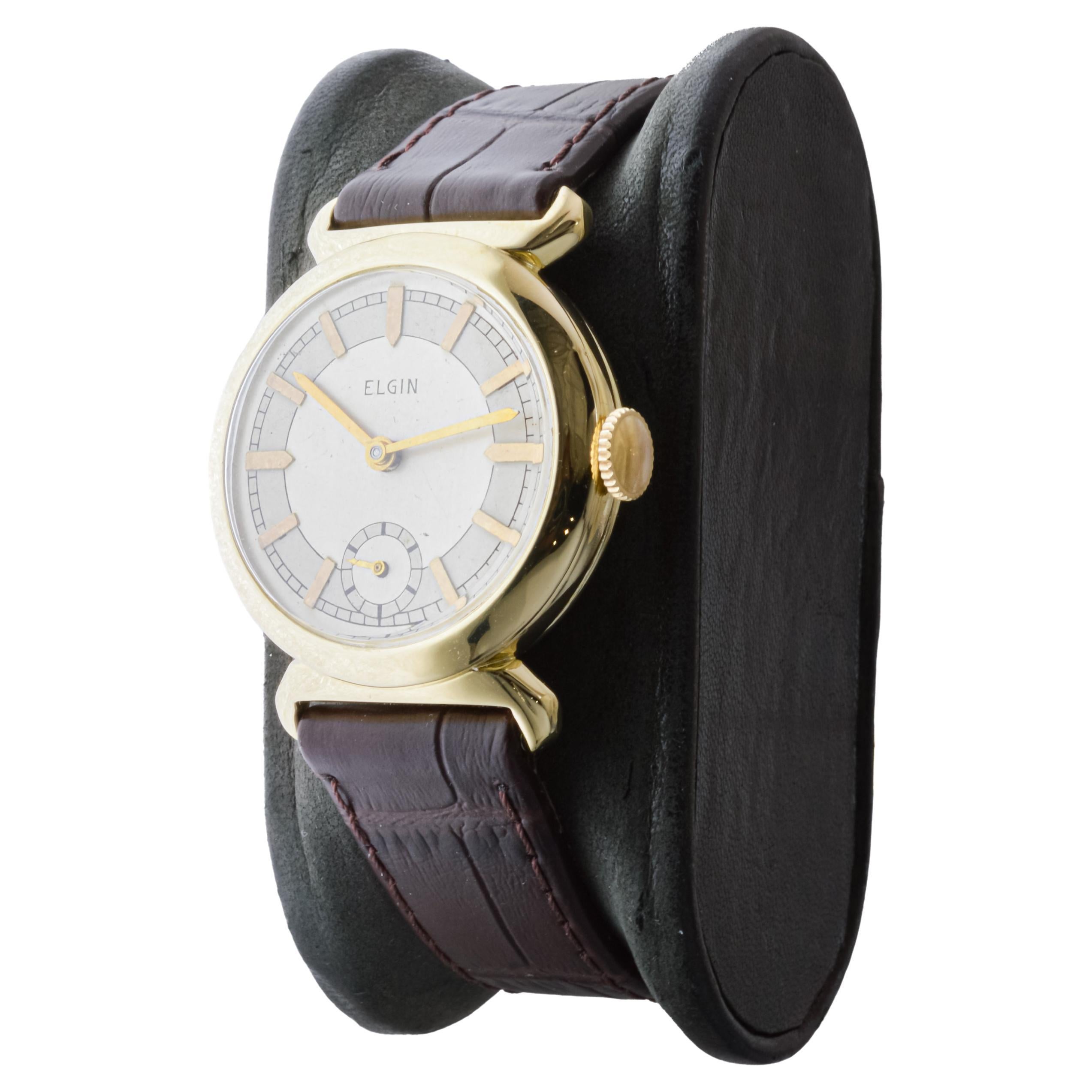Elgin Yellow Gold Filled Art Deco Watch, ca 1940's with Flawless Original Dial For Sale 2