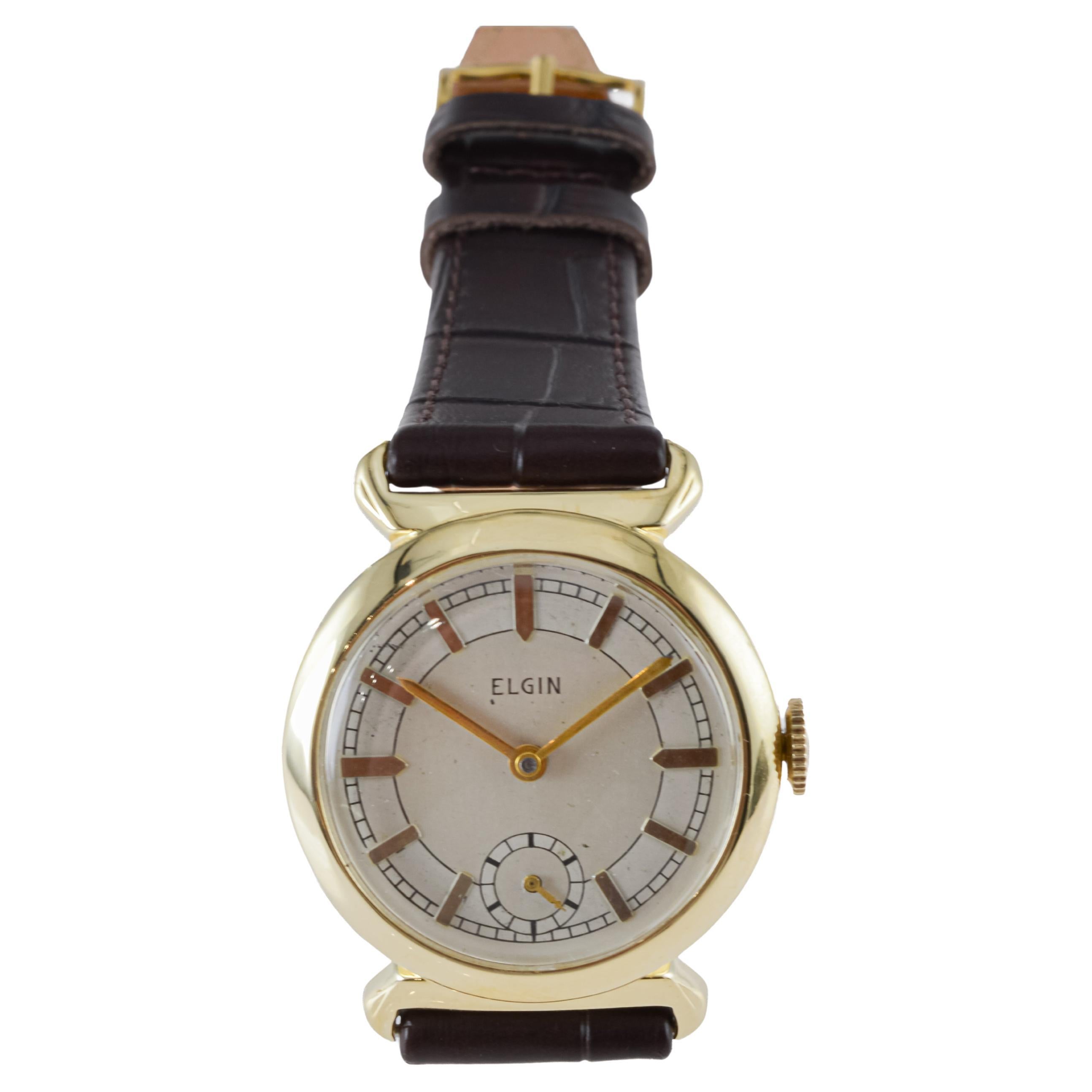 Elgin Yellow Gold Filled Art Deco Watch, ca 1940's with Flawless Original Dial For Sale 3
