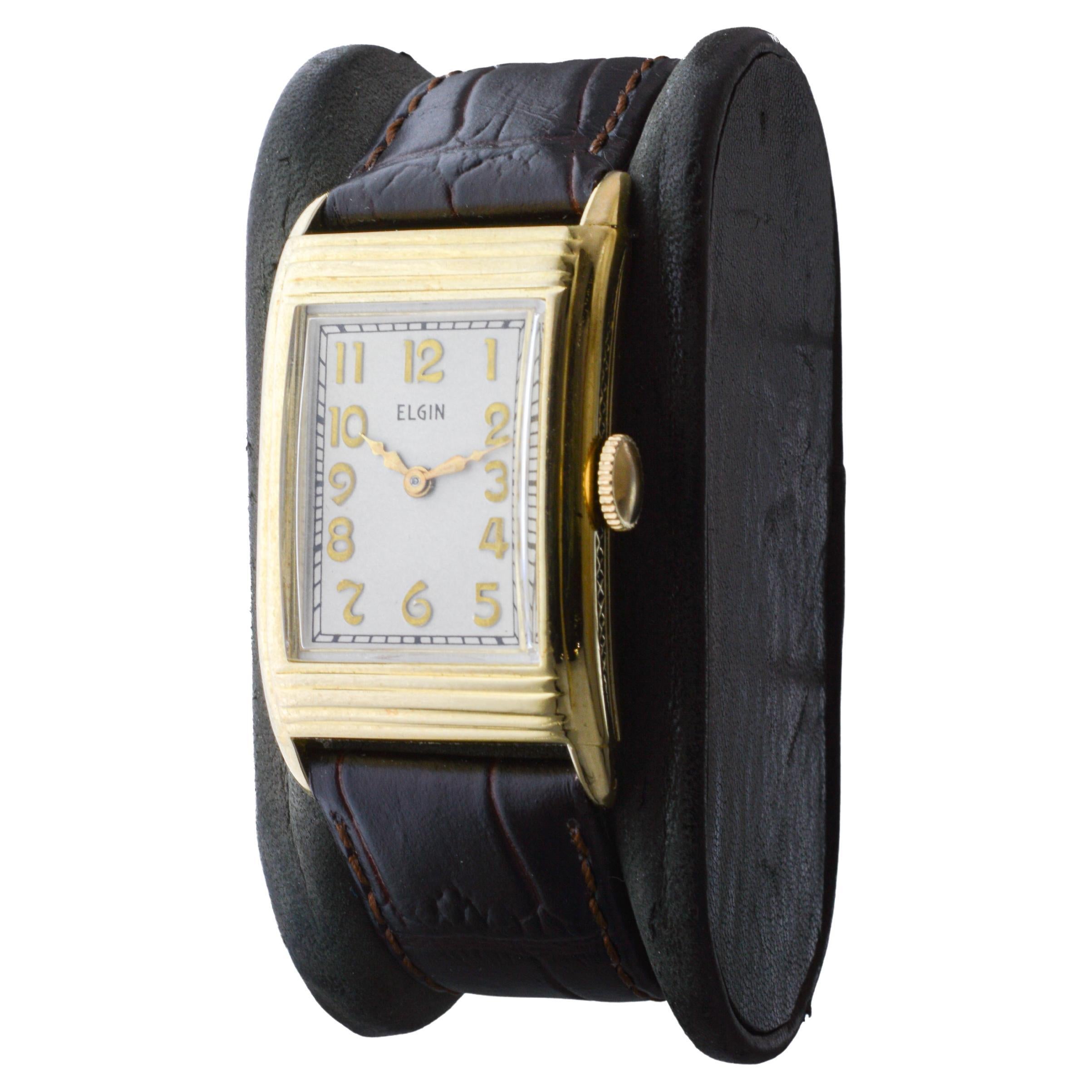 Elgin Yellow Gold Filled Art Deco Watch circa, 1933 Original Flawless Dial im Angebot 1