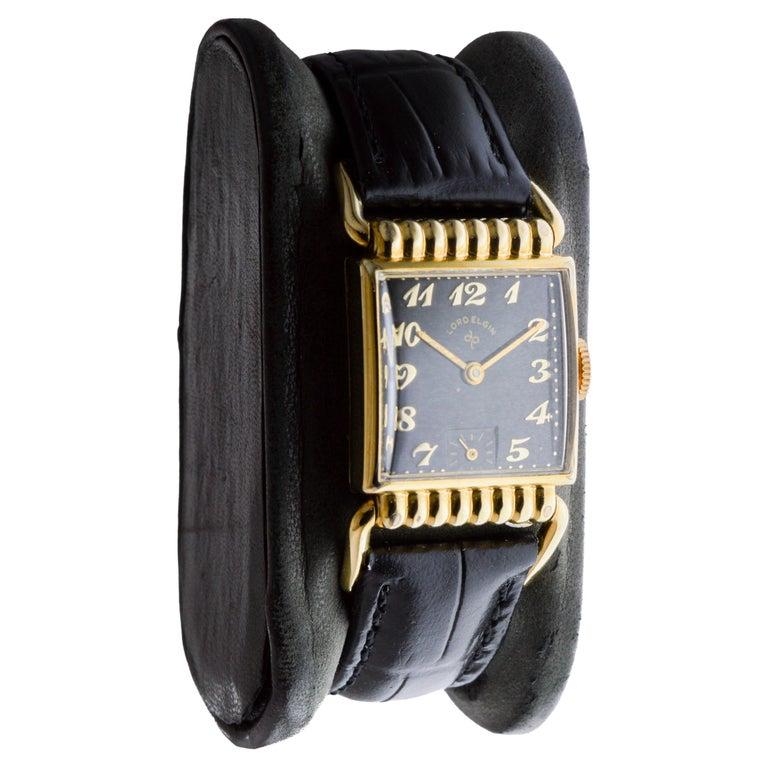 Elgin Yellow Gold Filled Art Deco Watch circa 1940's Articulated Lugs In Excellent Condition For Sale In Long Beach, CA