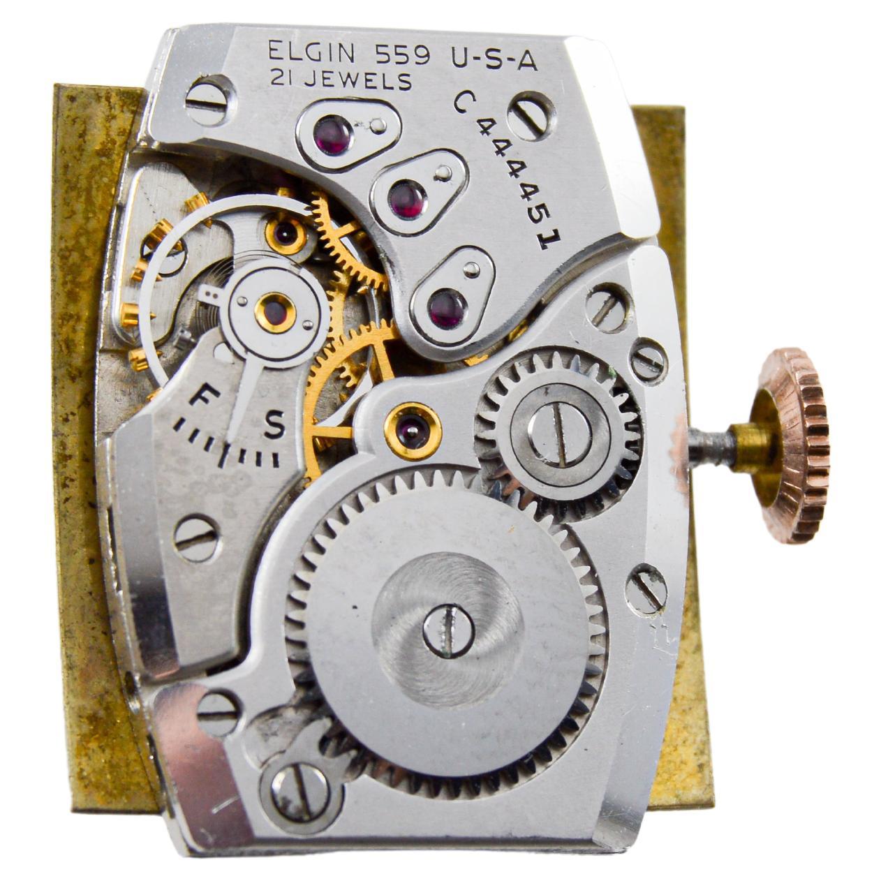 Elgin Yellow Gold Filled Art Deco Watch circa 1940s Flawless Original Dial For Sale 12