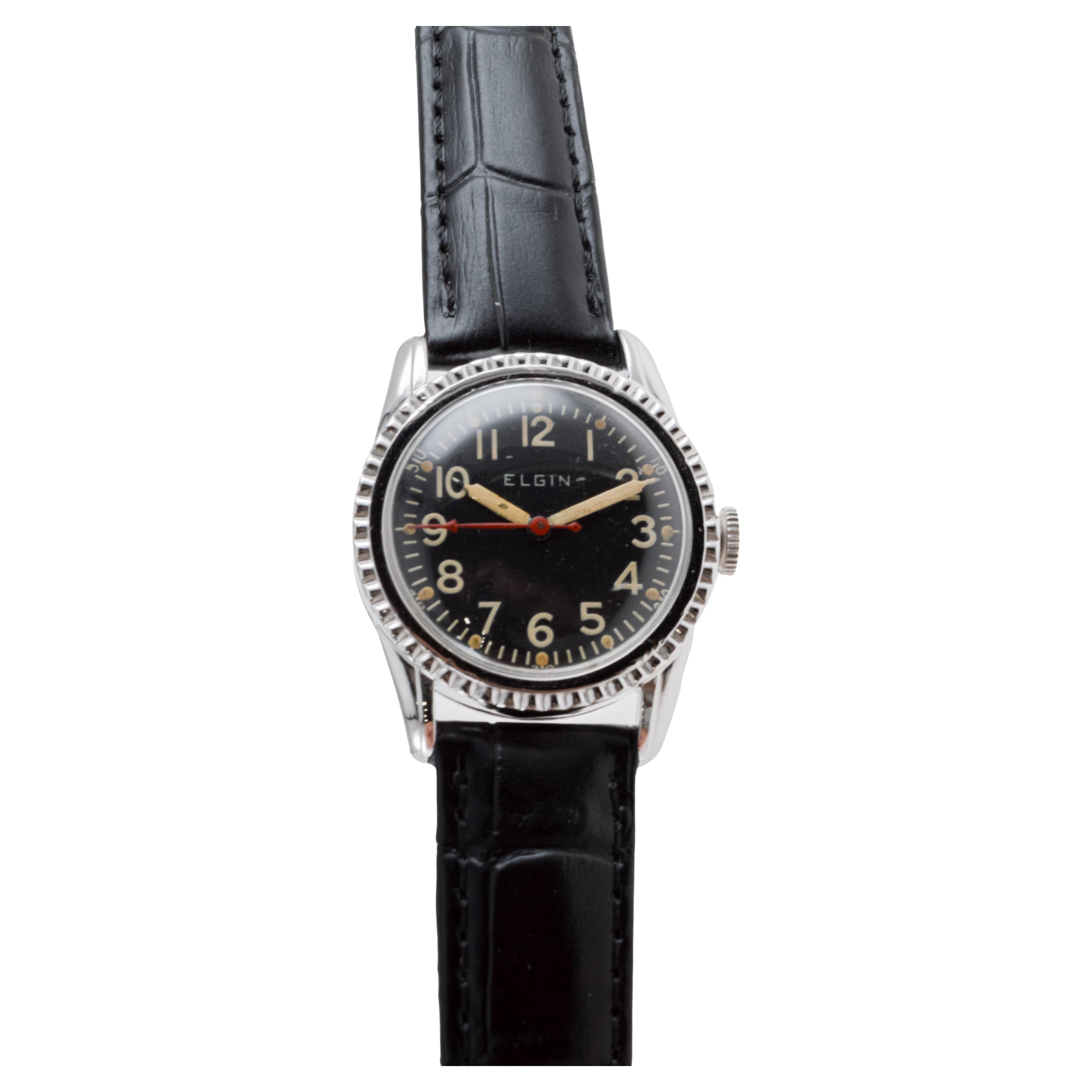 Elgin Yellow Gold Filled Art Deco Watch, circa 1940's Luminous Original Dial For Sale 4