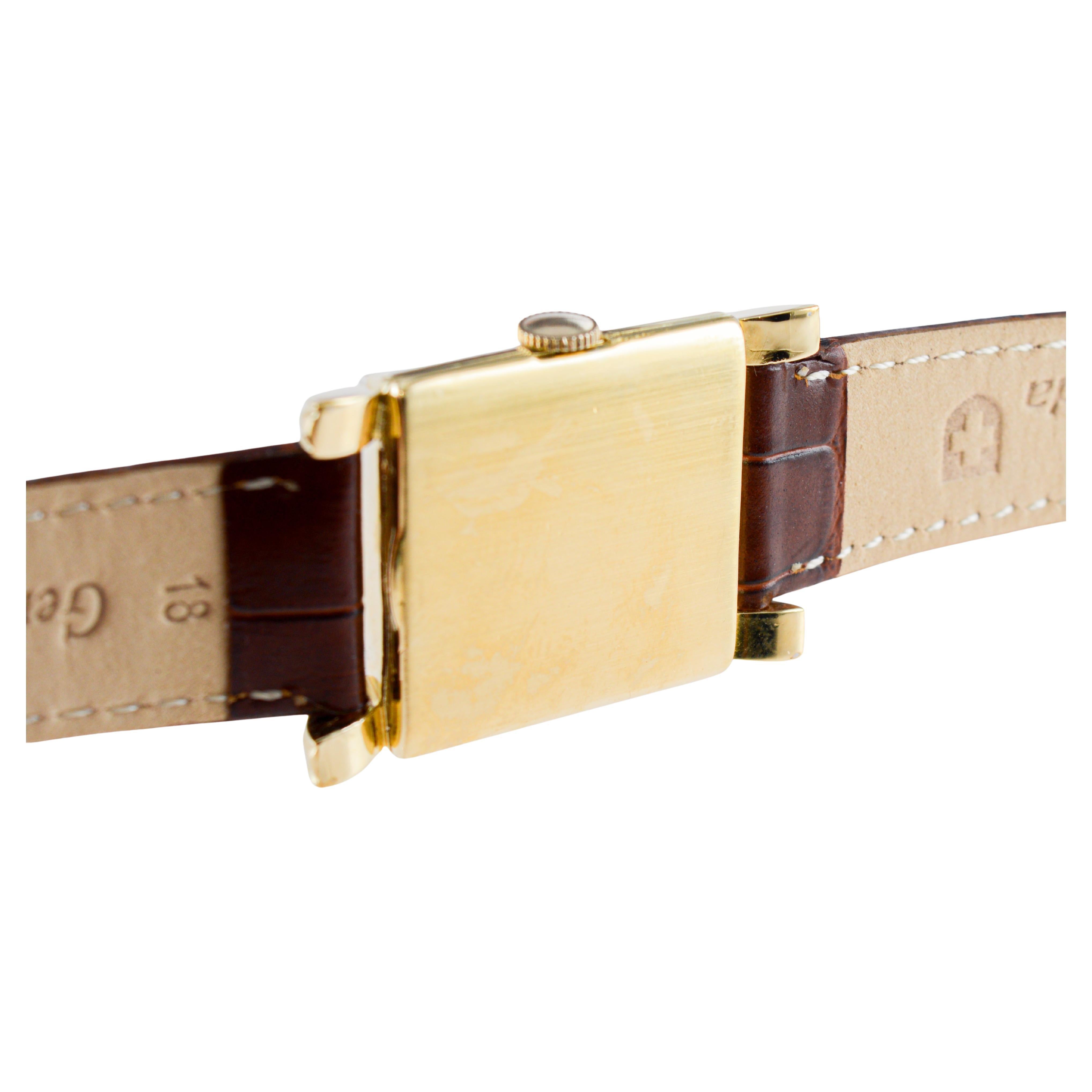 Elgin Yellow Gold Filled Art Deco Watch circa 1940's with Flawless Original Dial For Sale 8