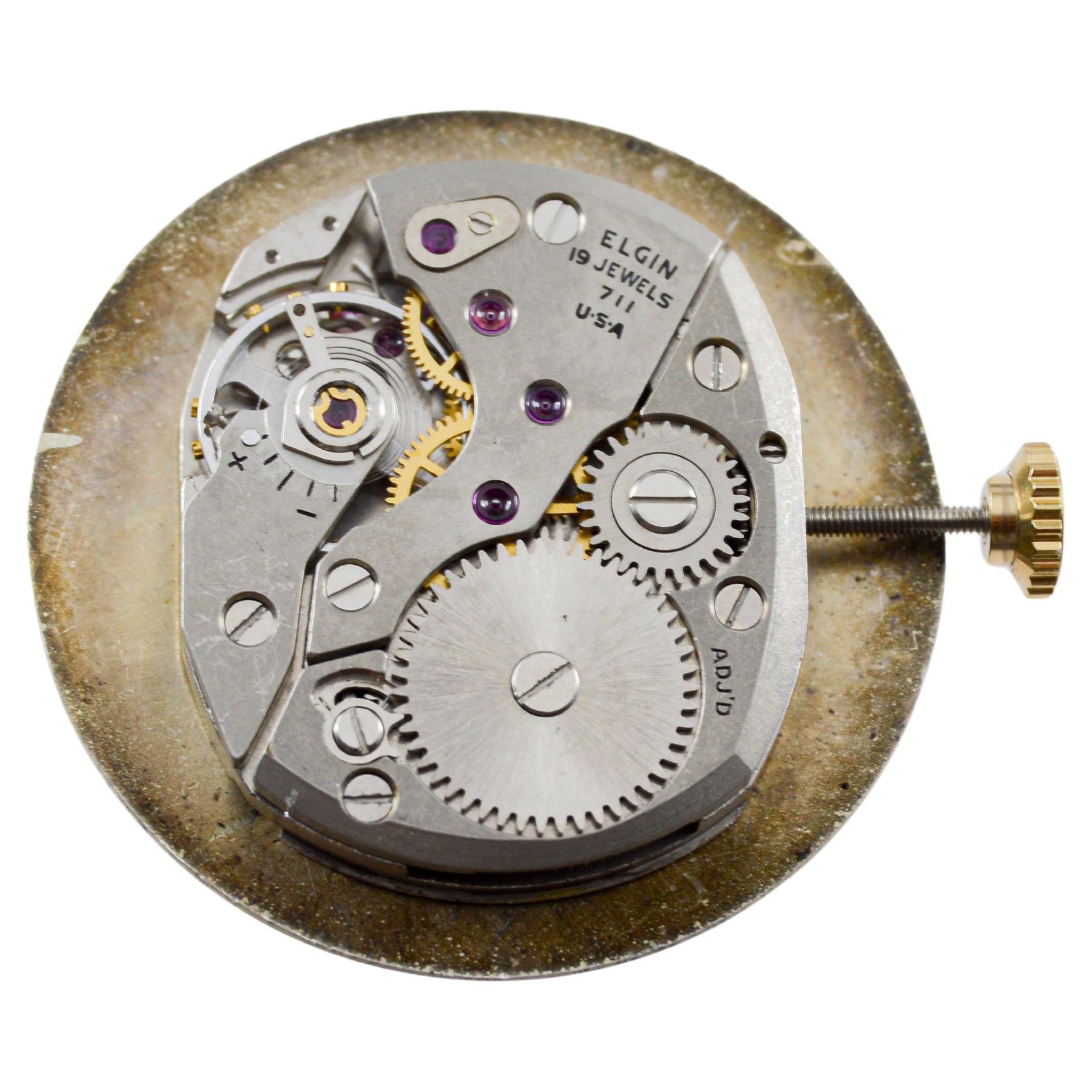 Elgin Montre Art Déco en or jaune circa 1950 en vente 12