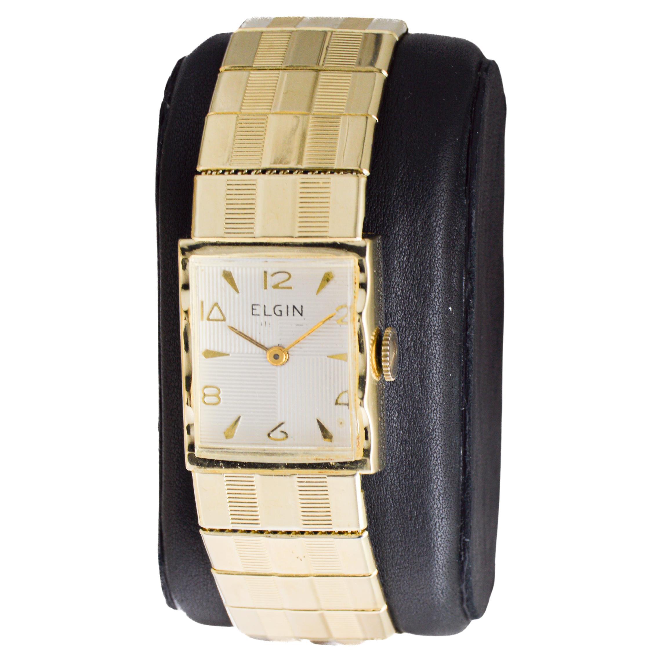 Femenino o masculino Reloj Art Déco Elgin de oro amarillo de los años 50 con esfera original en venta