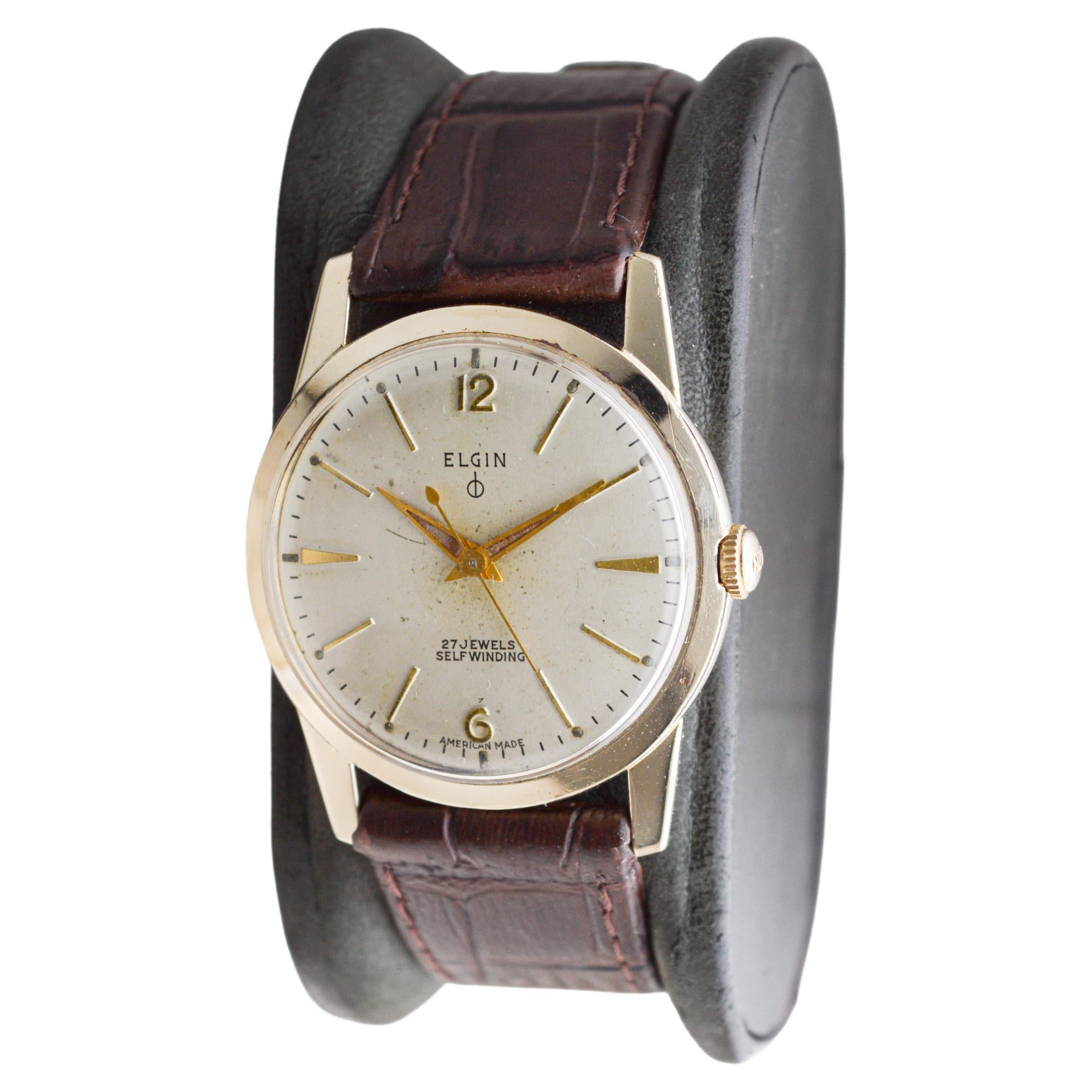 Modernist Elgin Yellow Gold Filled Art Deco Watch circa 1960's with Original Dial For Sale