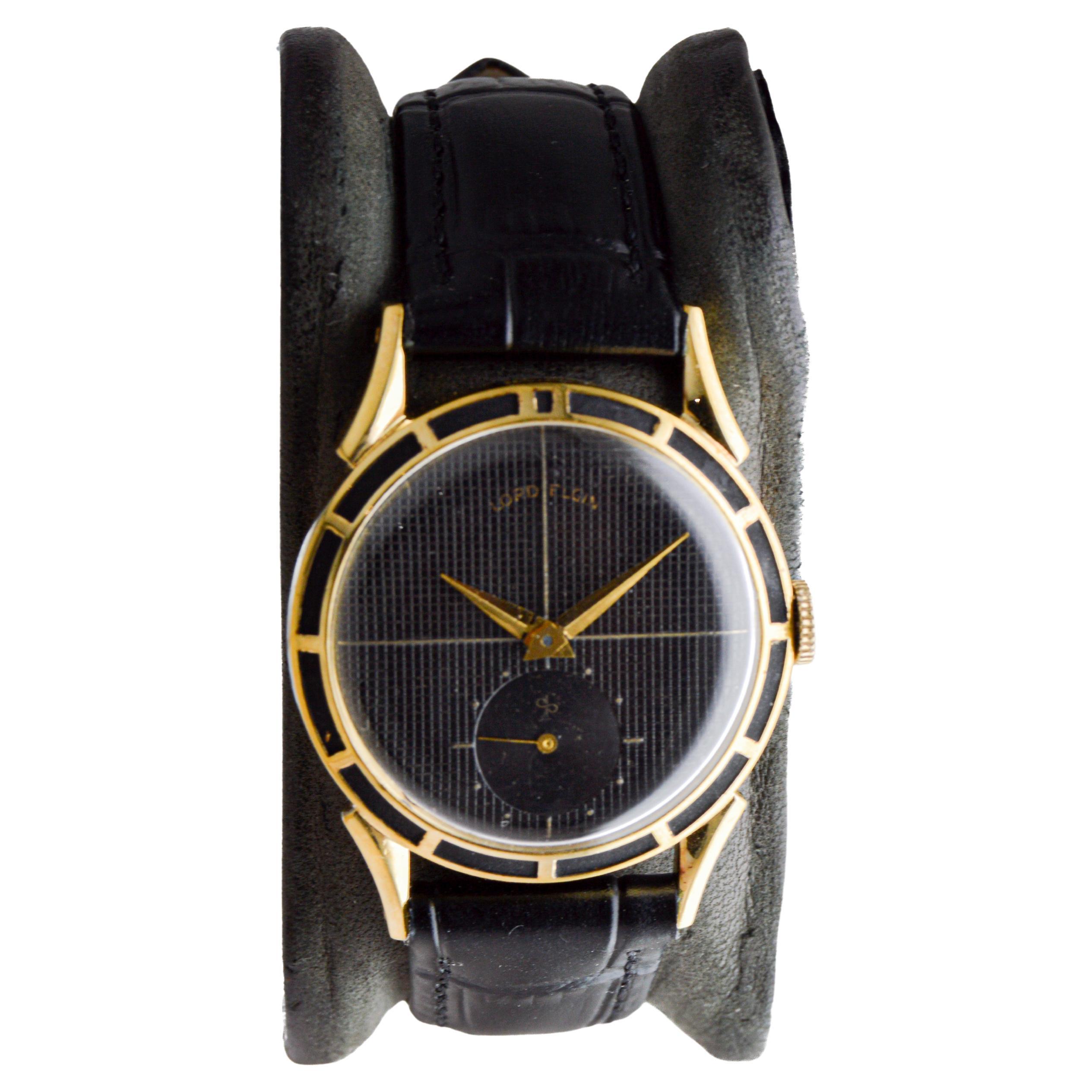 Reloj Art Déco Elgin relleno de oro amarillo con esfera gofre original impecable 1940 en Excelente estado para la venta en Long Beach, CA